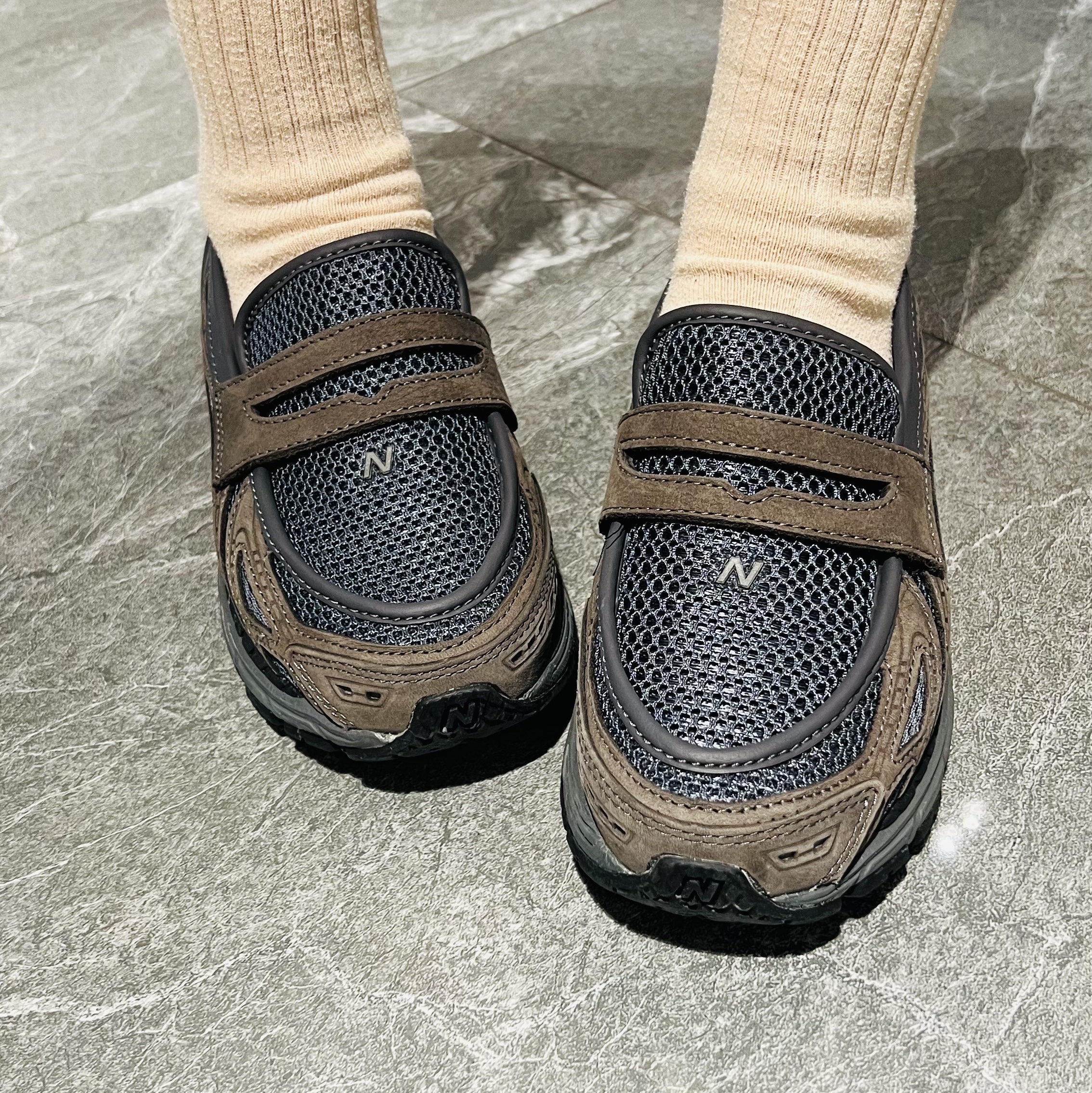 New Balance 1906L Magnet Phantom 착용 스타일