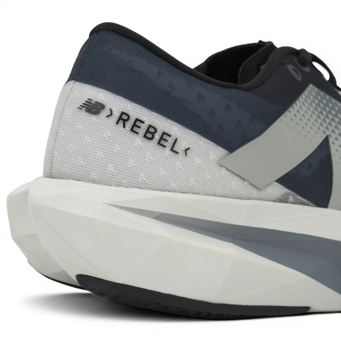 뉴발란스 퓨어셀 레벨 v4 그래파이트 블랙 - D 스탠다드(New Balance Fuelcell Rebel v4 Graphite Black - D Standard) - 8