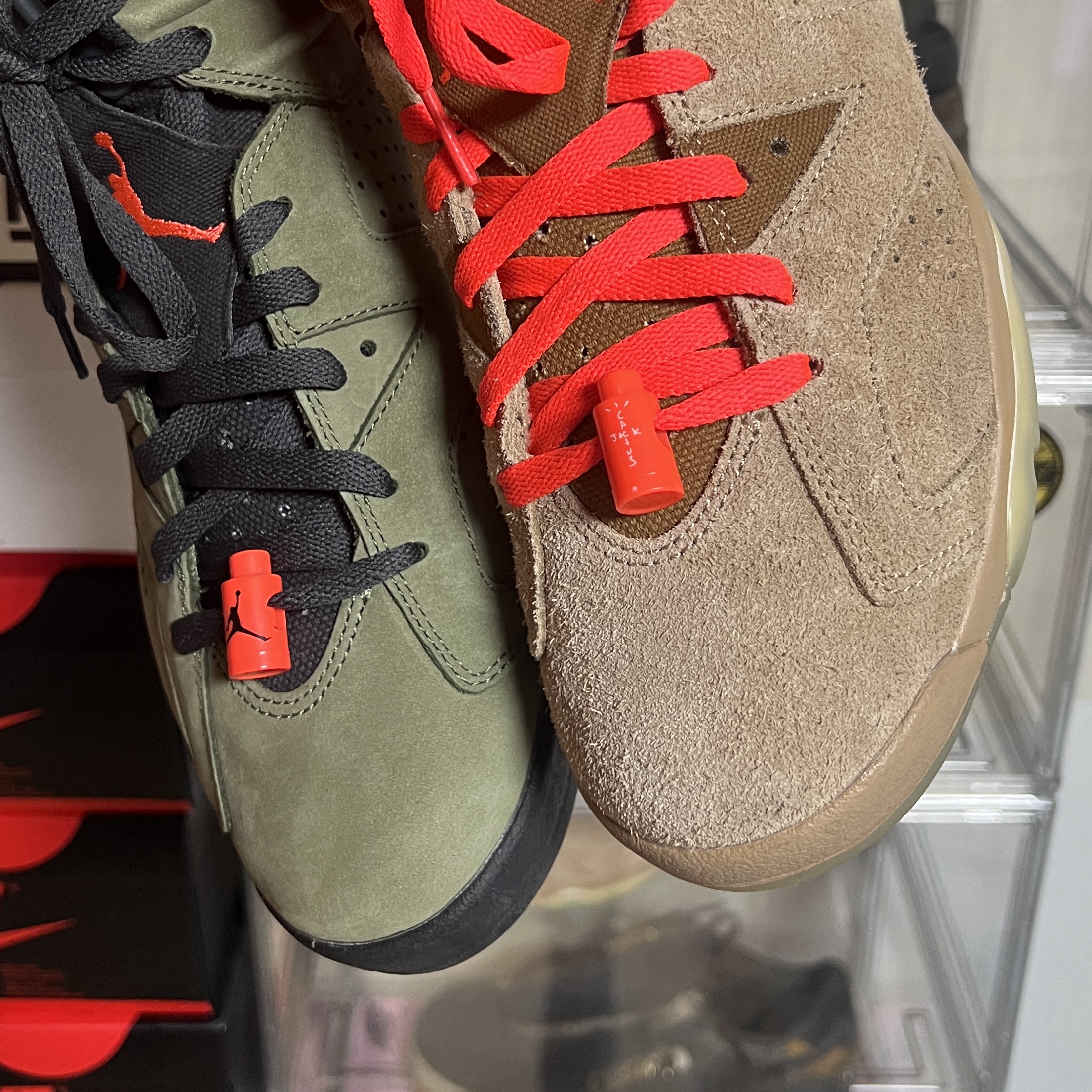 Jordan 6 x Travis Scott Retro SP British Khaki, Jordan 6 x Travis Scott Retro Olive 착용 스타일 - 2