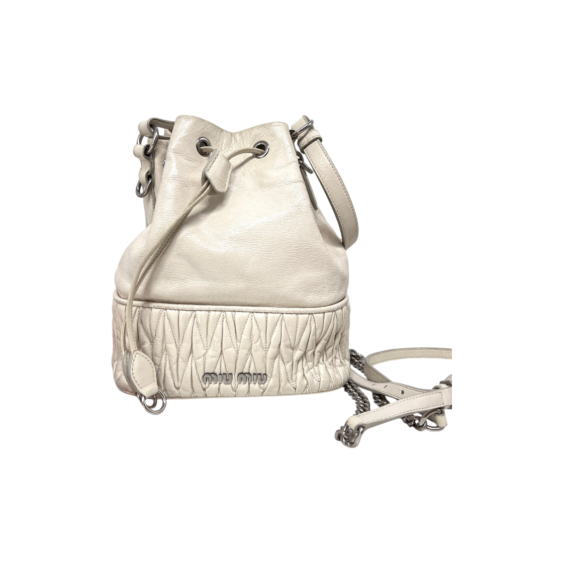 IT77EPK6KQLV Miu Miu Matelasse Bucket Bag Ivory 5BE042