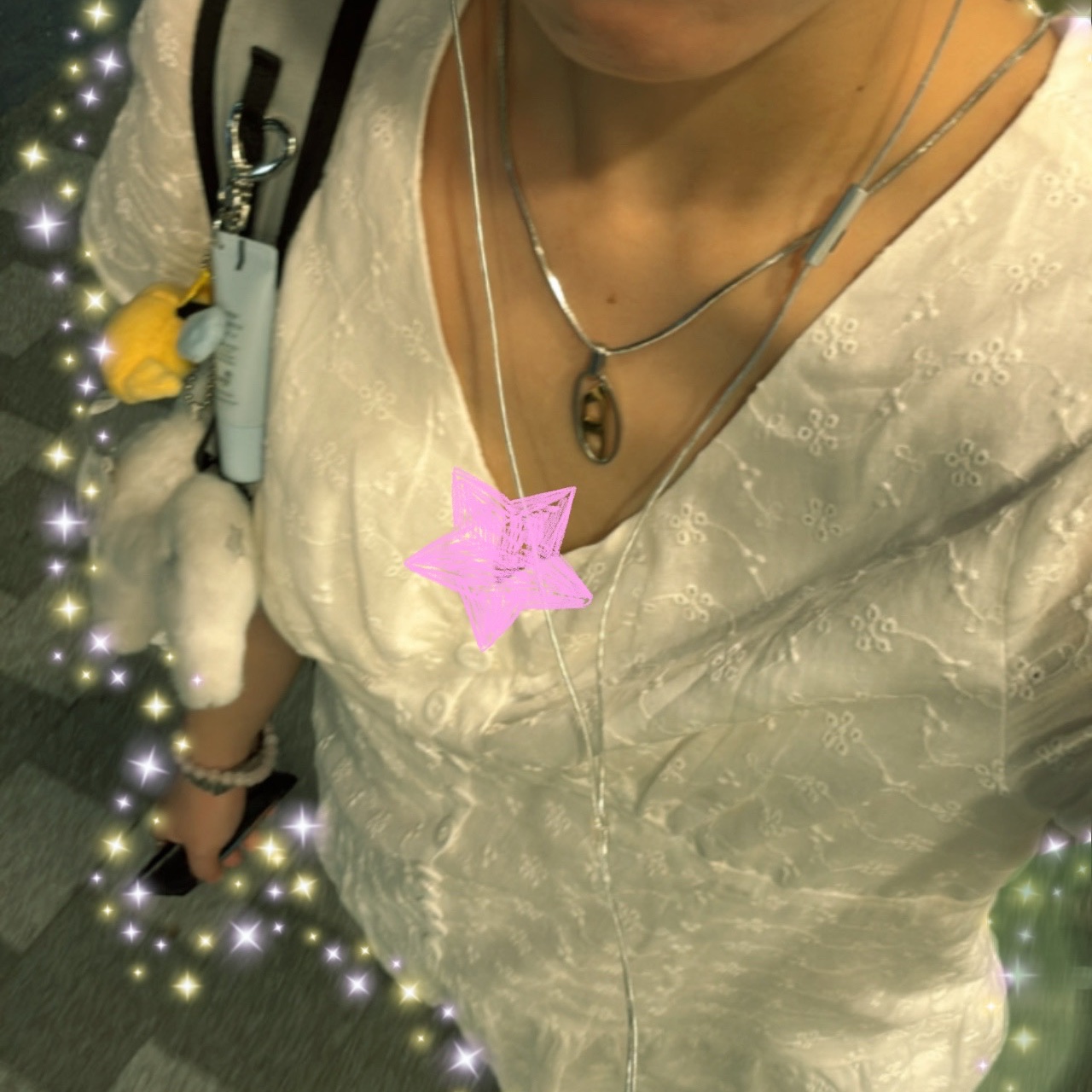 Diesel Dx1421 Two-Tone Stainless Steel Pendant Necklace Silver 착용 스타일