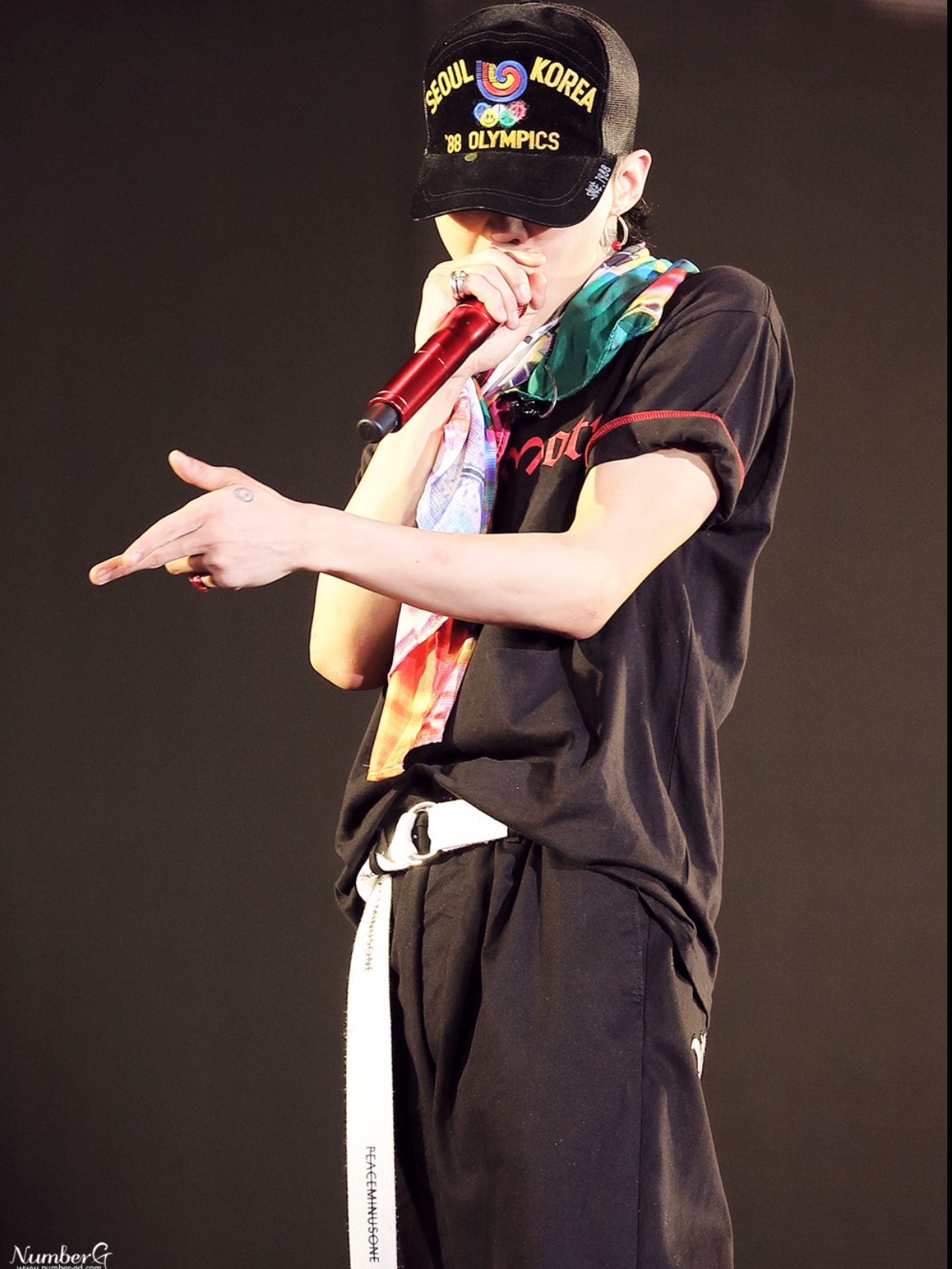 Peaceminusone O-Ring Belt #2 Black 착용 스타일 - 2