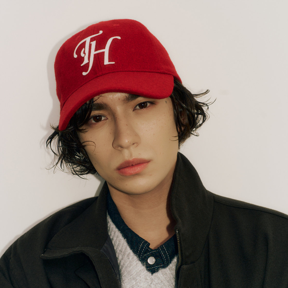 트래픽하모니 울블랜드 TH 아플리케 로고 딥핏 볼캡 레드(Traffic Harmony Wool Blend TH Applique Logo Deep Fit Ball Cap Red) - 3