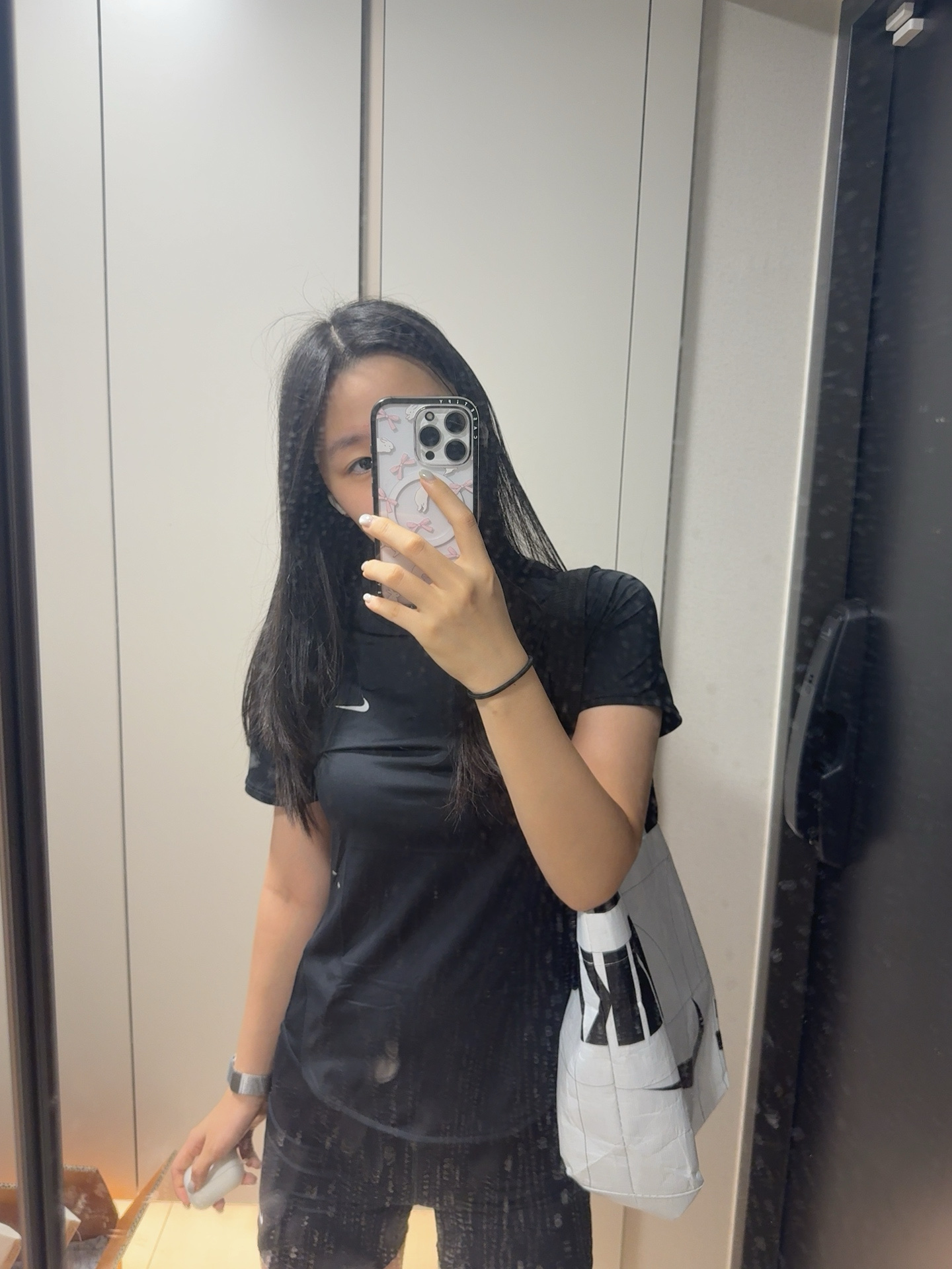 (W) Nike Swift Dri-Fit Short Sleeve Running Top Black - Asia, (W) Nike Pro 365 5 Inch Shorts Black - Asia 착용 스타일