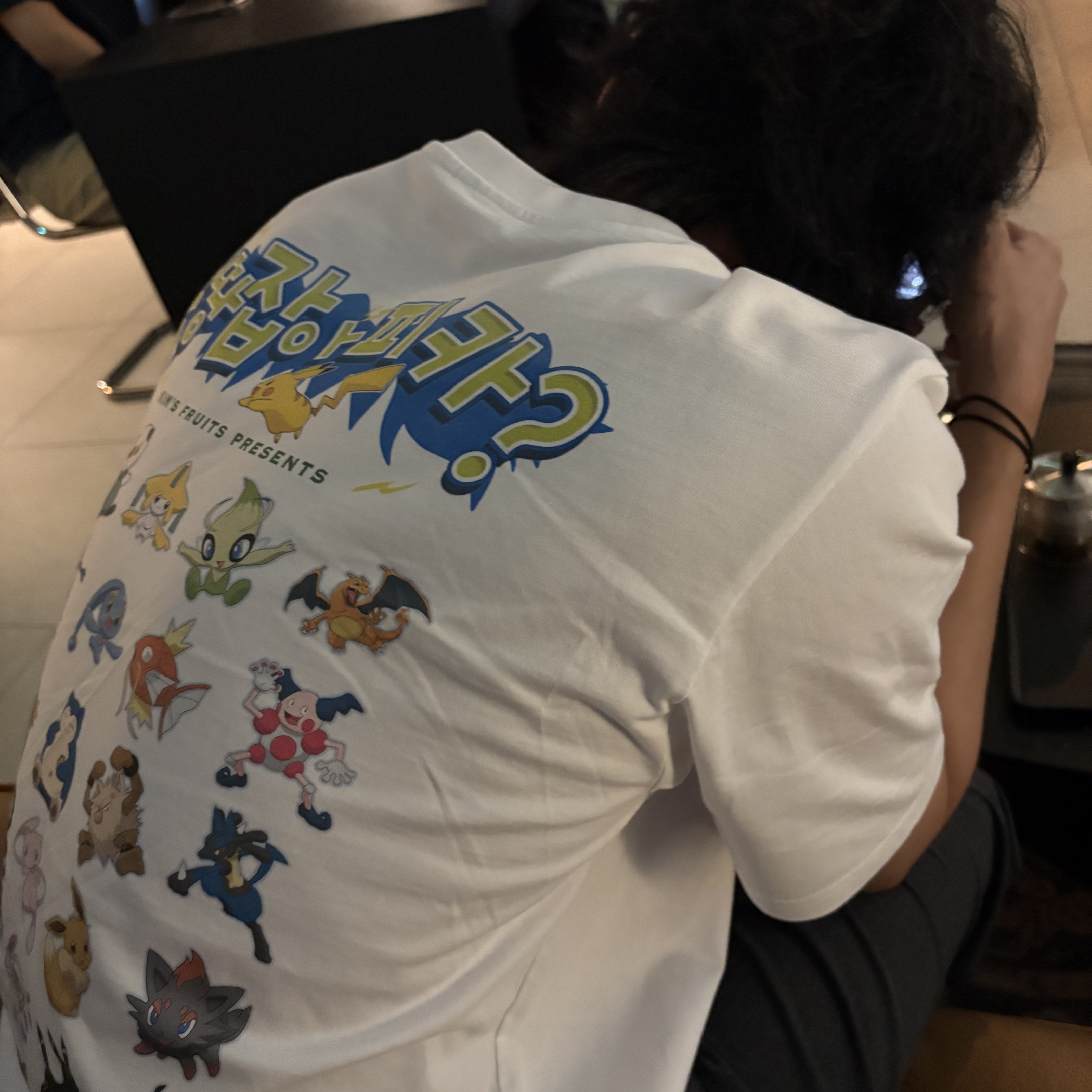 Kims Fruits Pokémon ZORUA T-Shirt 착용 스타일 - 2