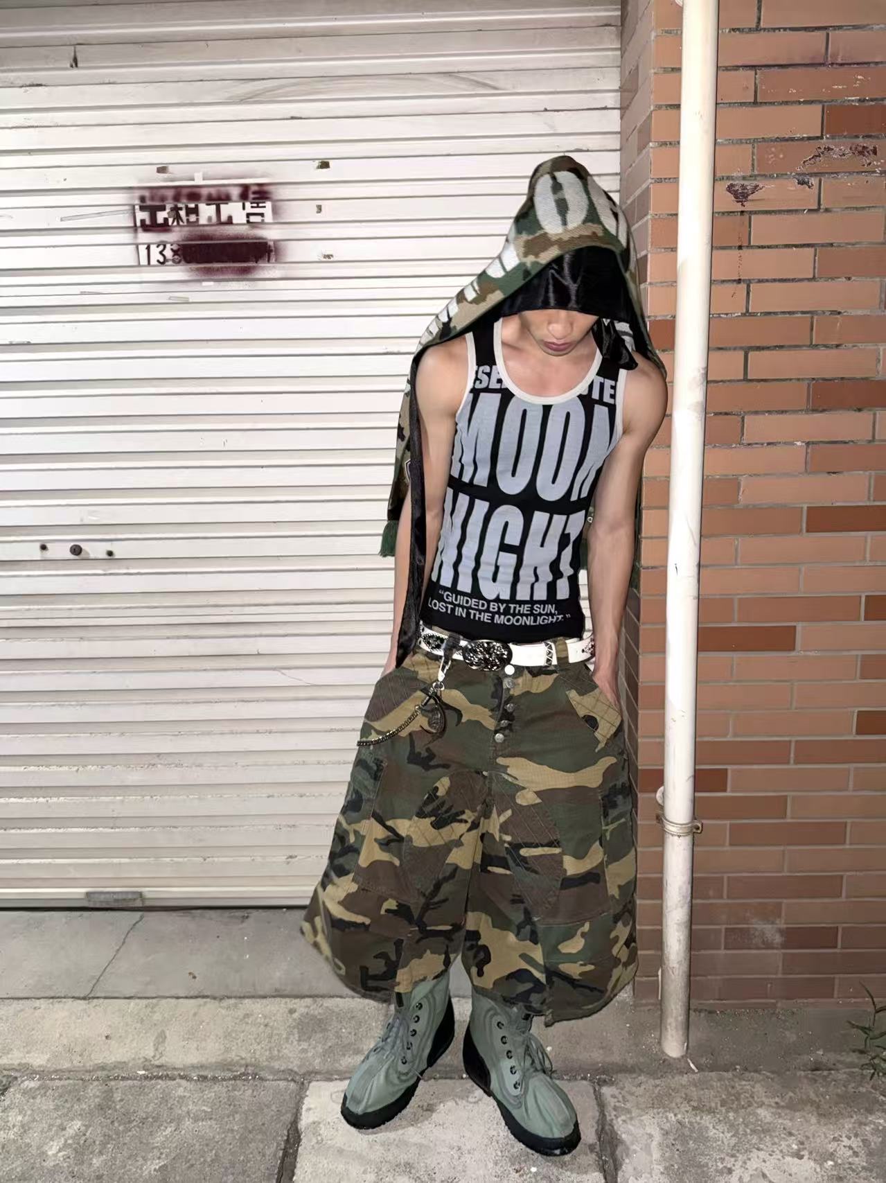 STEEPC Slogan*Sleeveless, STEEPC Tuesday*Camouflage Bermuda Pants 착용 스타일 - 5