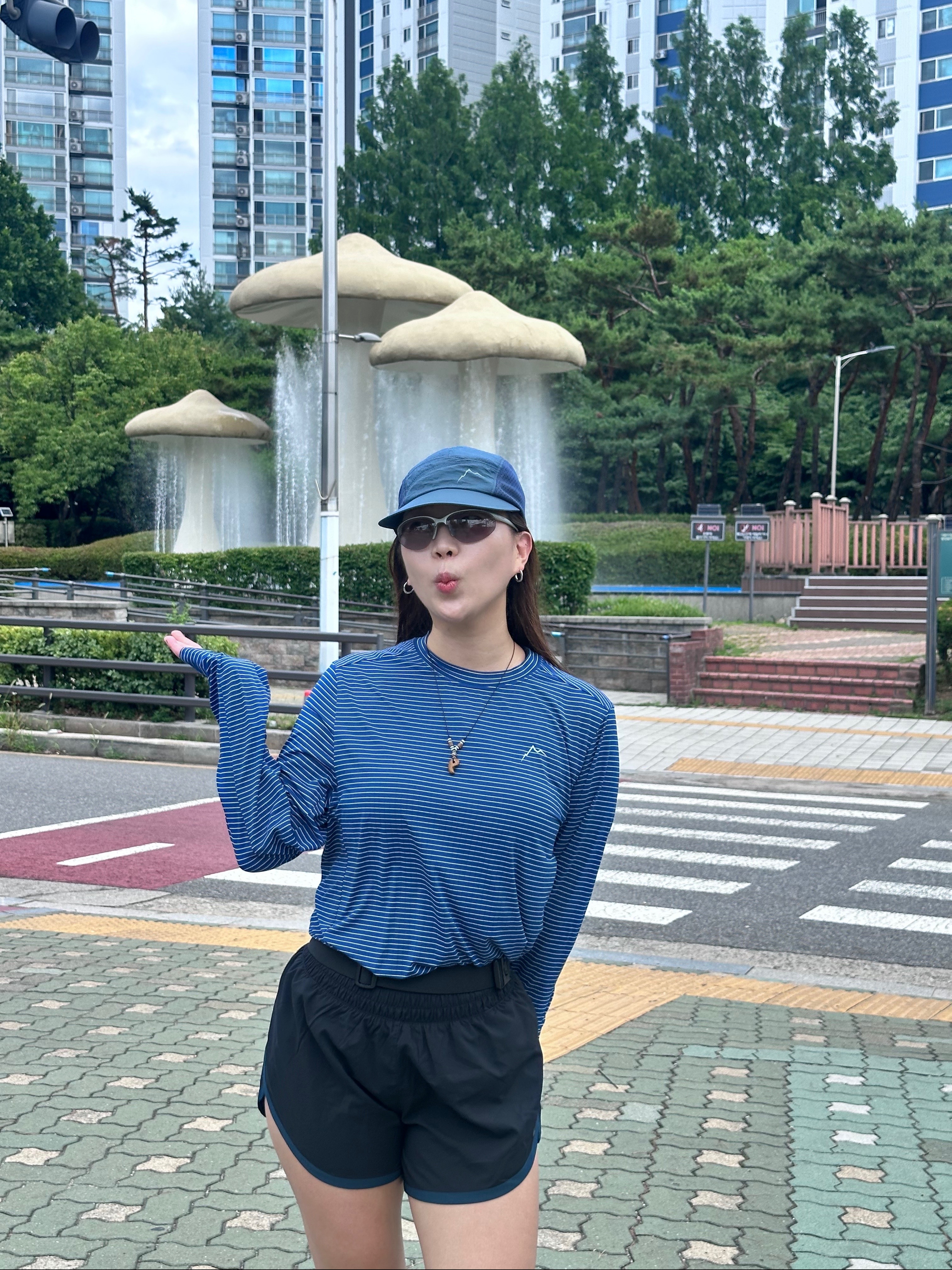 Ridar Budd R222 Universal Gold Frame R+ Clear Photochromic GRAY Half Mirror Coated Lenses, Asics Superblast 3 Black 착용 스타일 - 4