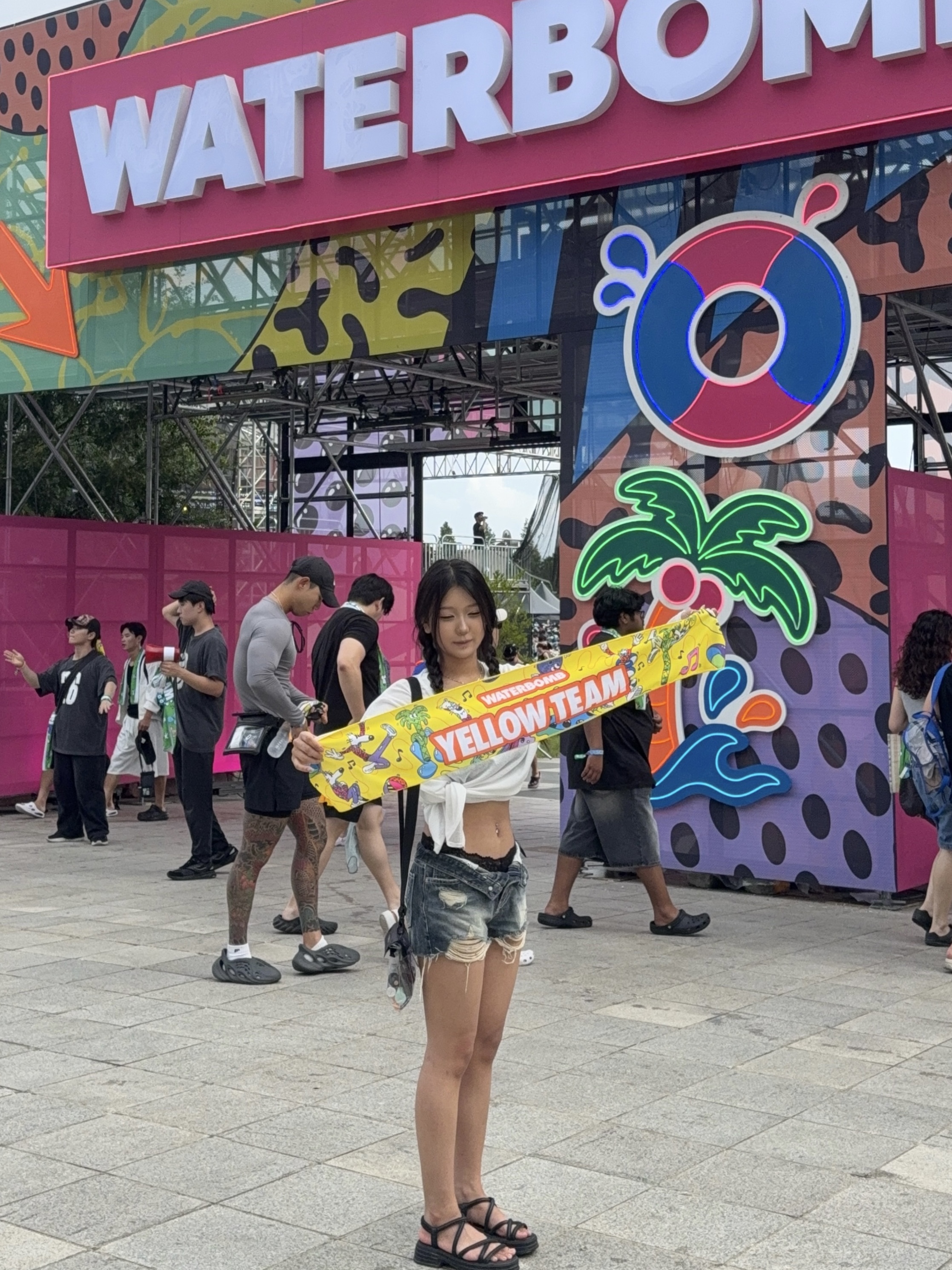 [7/25 SAT] SEOUL PHASE 7 Ticket 착용 스타일 - 1