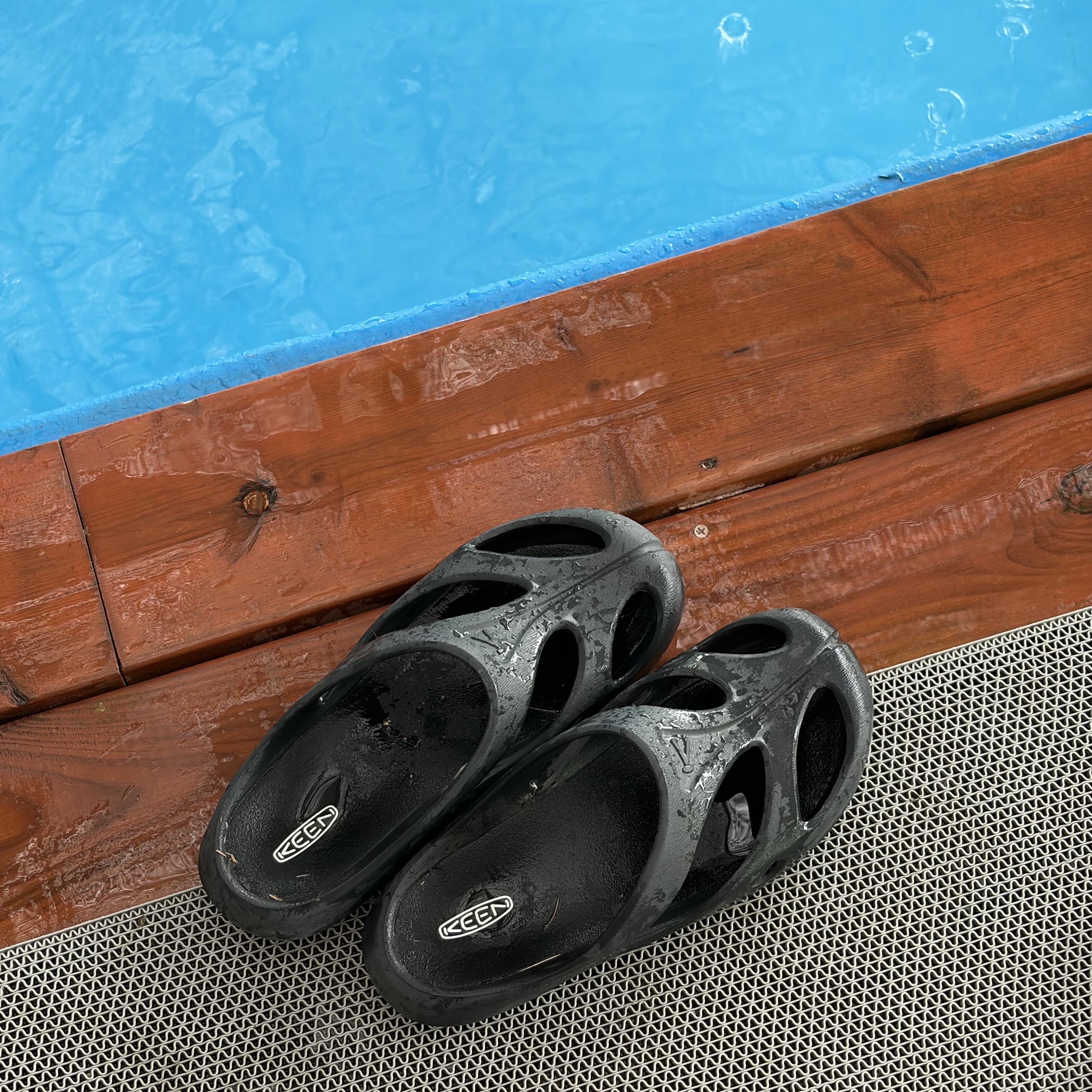 Keen Shanti Black Dawn Blue 착용 스타일