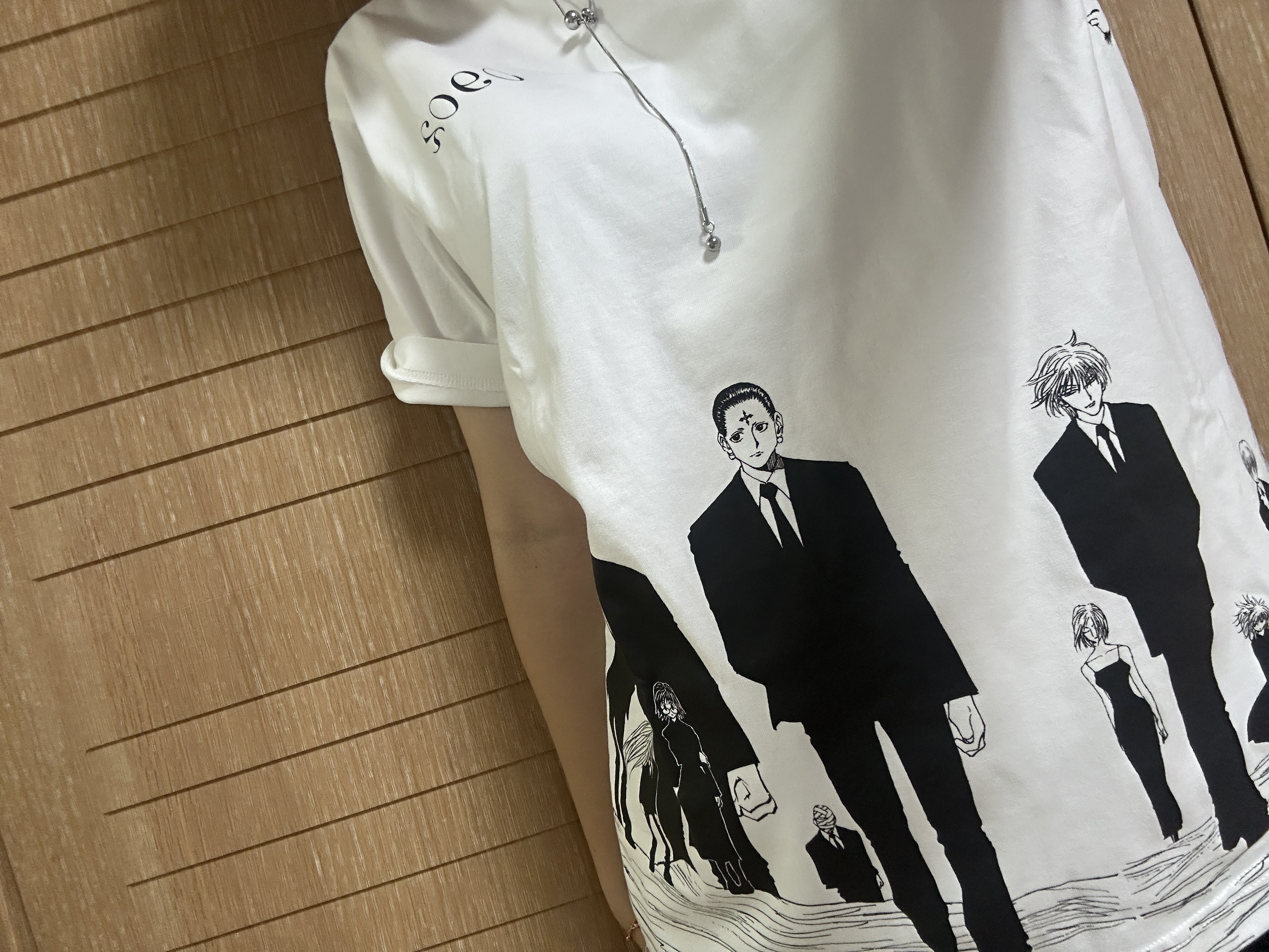 Uniqlo UT Shueisha 100th Anniversary Hunter x Hunter T-Shirt White 착용 스타일 - 1