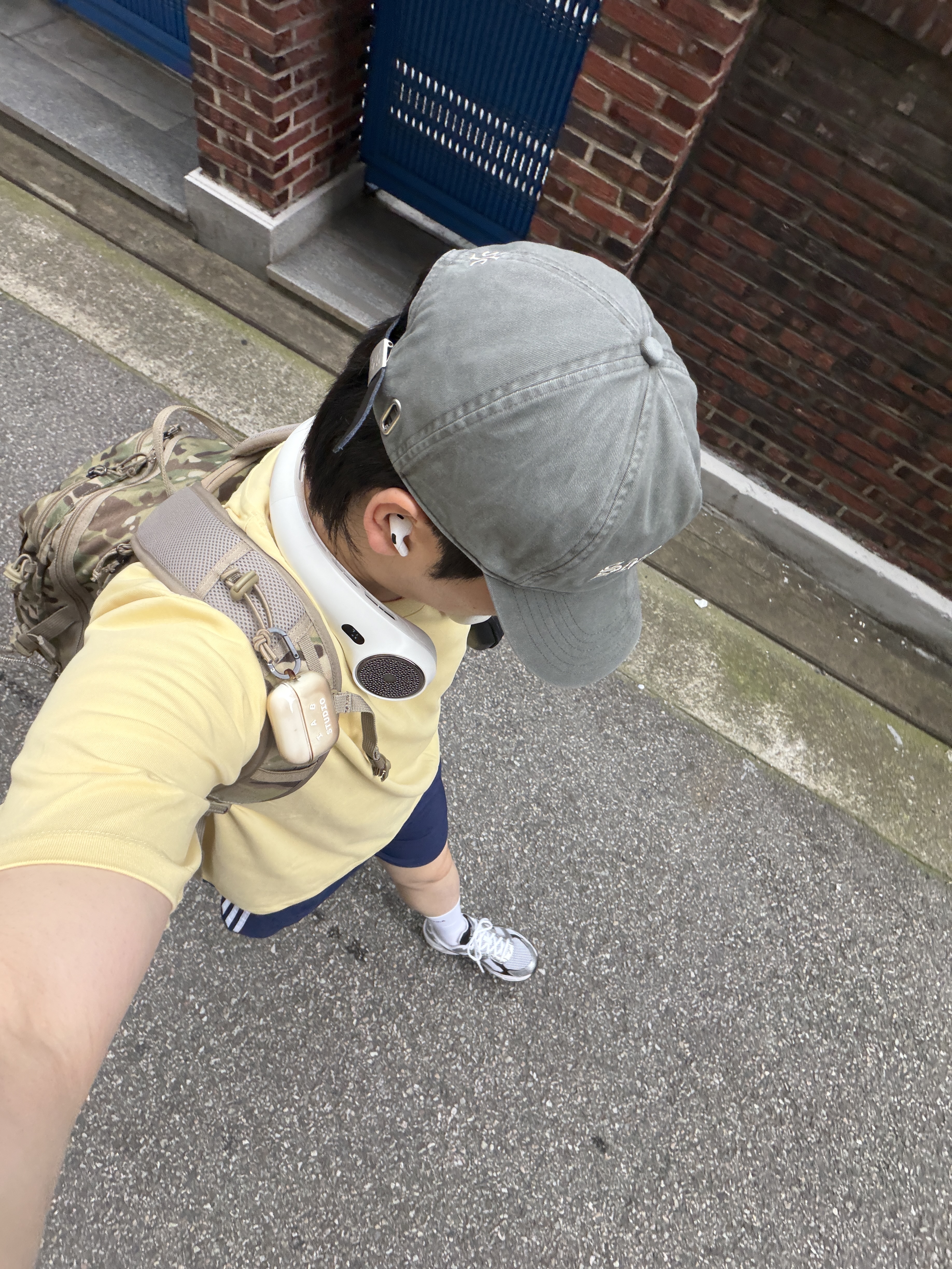 Sunday Ceremony Washed Gothic Logo Cap - Khaki Grey, Asics Gel-1130 White Black 착용 스타일 - 9