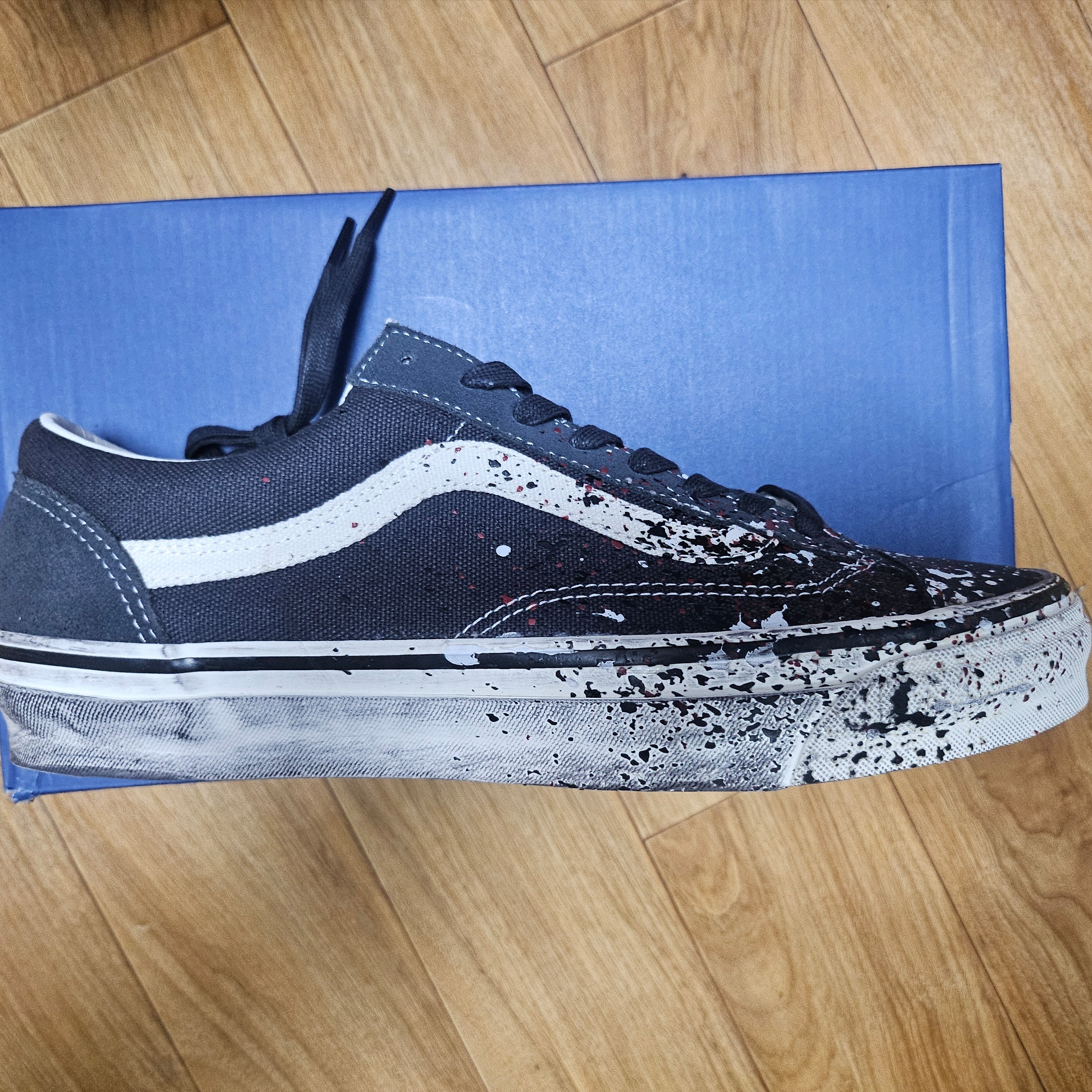 Vans Premium Old Skool 36 Charcoal Grey 착용 스타일 - 2