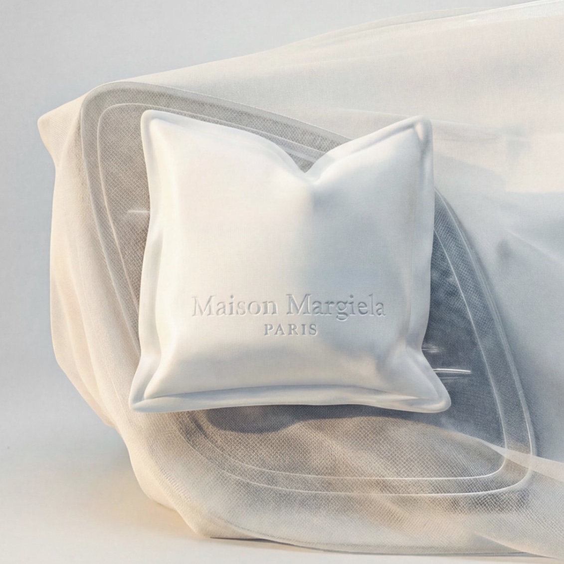 [사은품 이벤트] MAISON MARGIELA REPLICA LAZY SUNDAY MORNING CAR DIFFUSER 착용 스타일 - 1