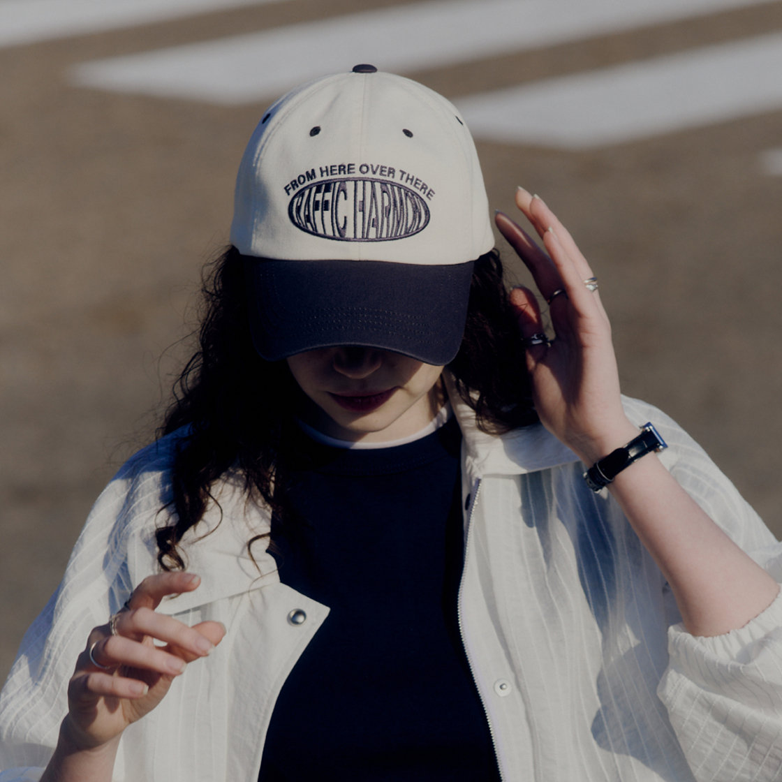 트래픽하모니 라운드 로고 딥핏 볼캡 아이보리&그레이(Traffic Harmony Round Logo Deep Fit Ball Cap Ivory & Grey) - 2