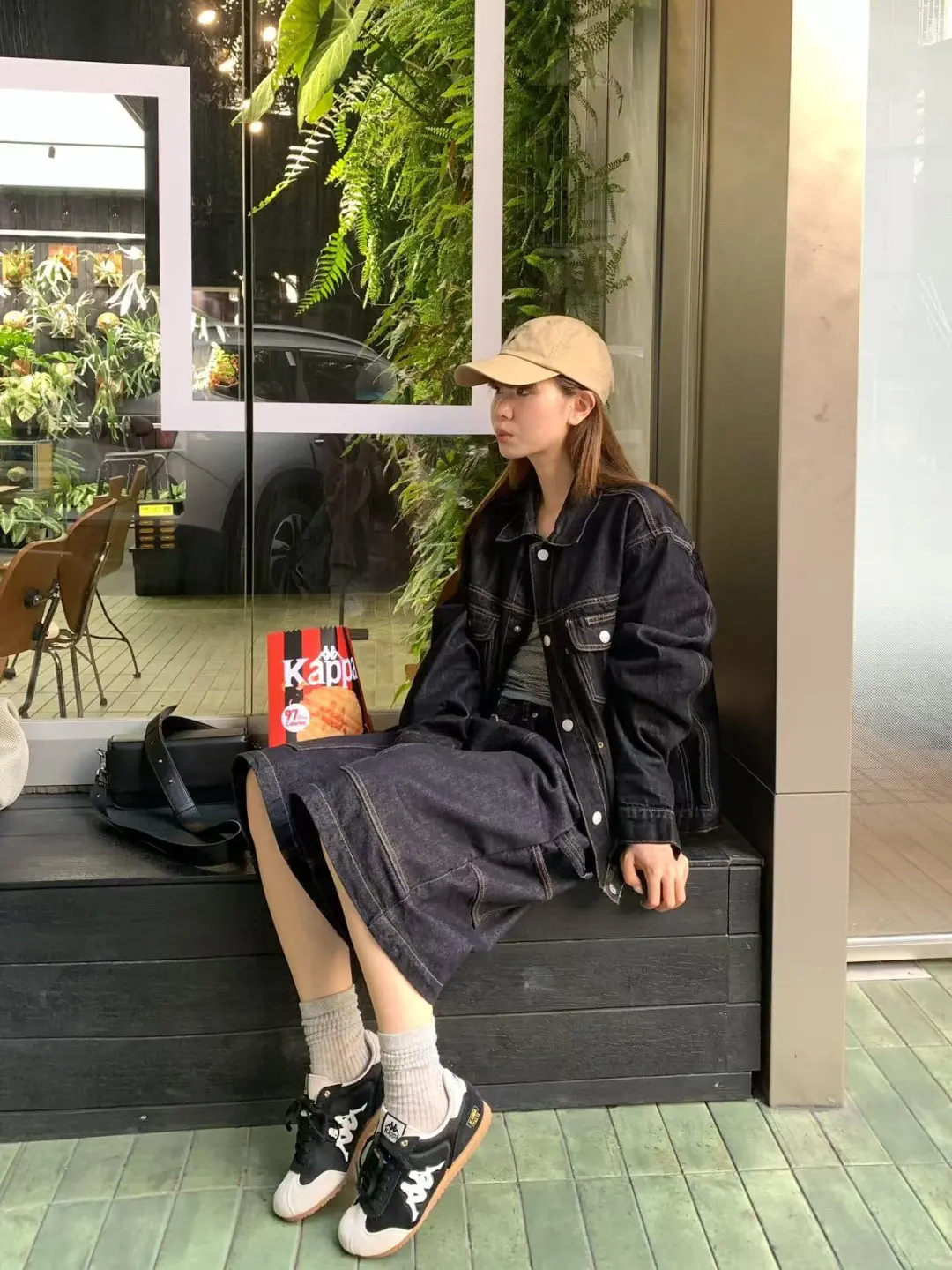 STEEPC Lazy Indigo Bermuda Jeans, STEEPC Lazy indigo denim jacket 착용 스타일 - 4