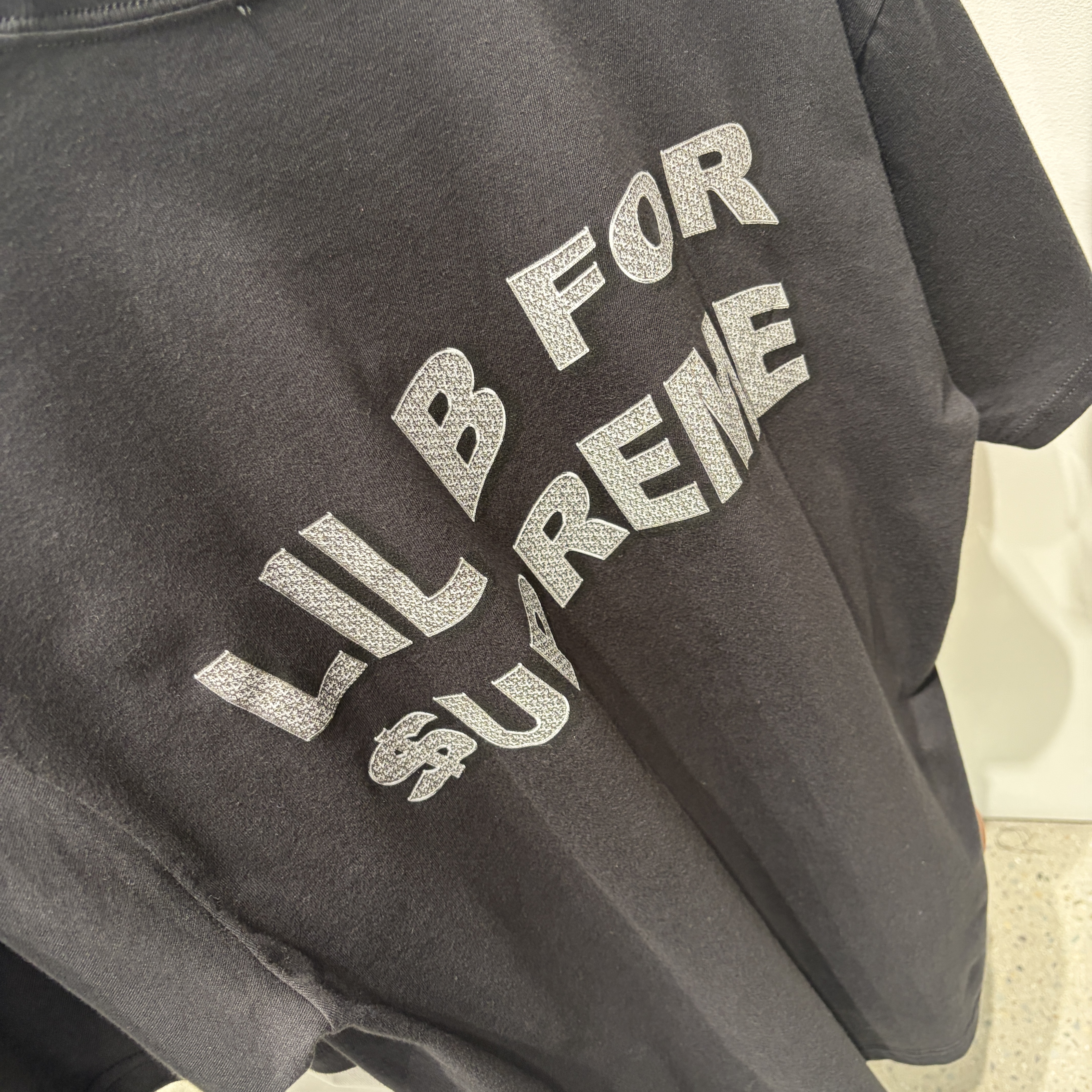 Supreme Based T-Shirt Black - 26SS 착용 스타일