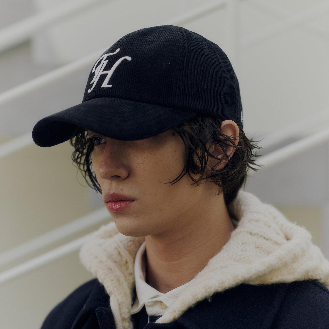 트래픽하모니 코듀로이 TH 로고 딥핏 볼캡 블랙(Traffic Harmony Corduroy TH Logo Deep Fit Ball Cap Black) - 5