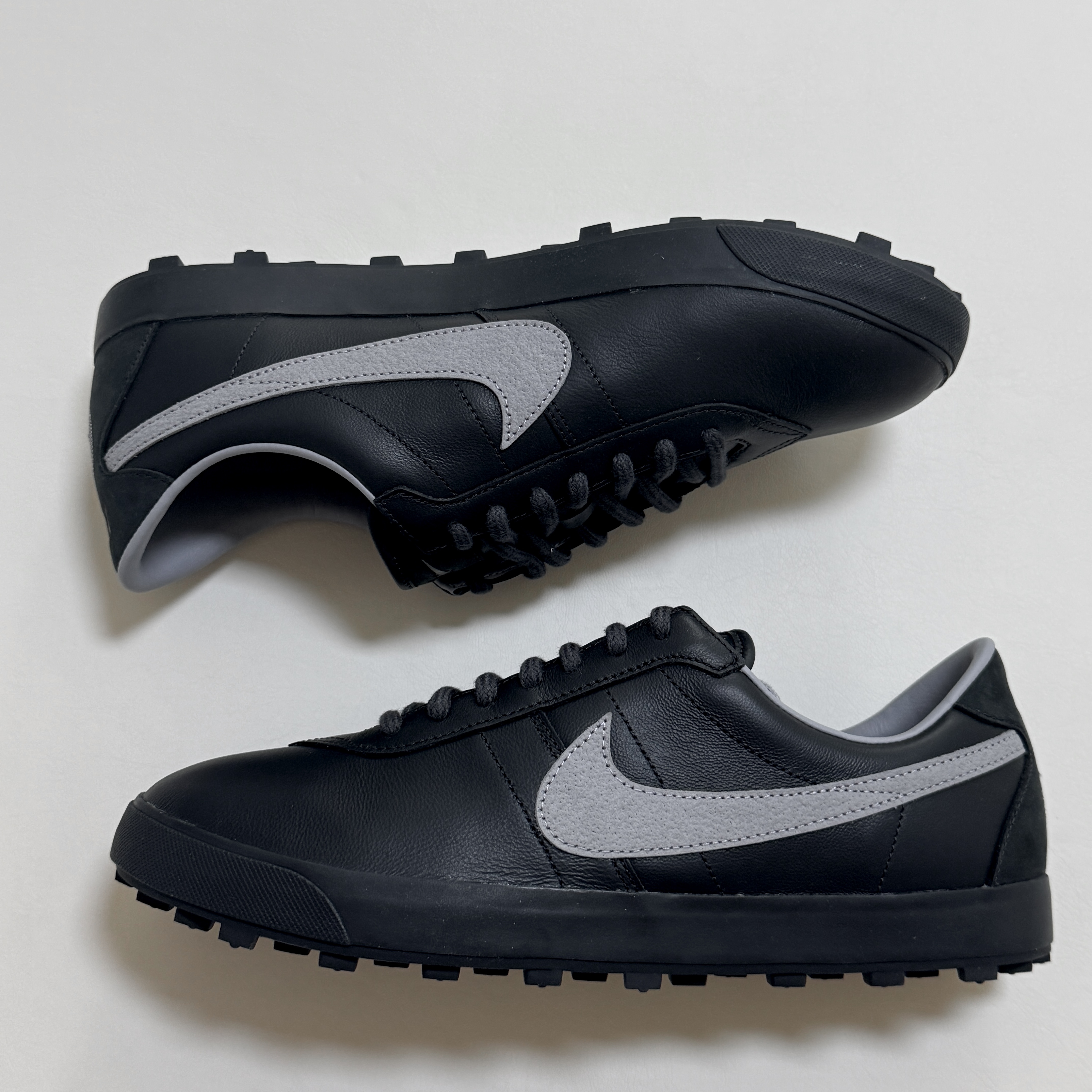 Nike Astrograbber Off Noir Cement Grey 착용 스타일 - 1