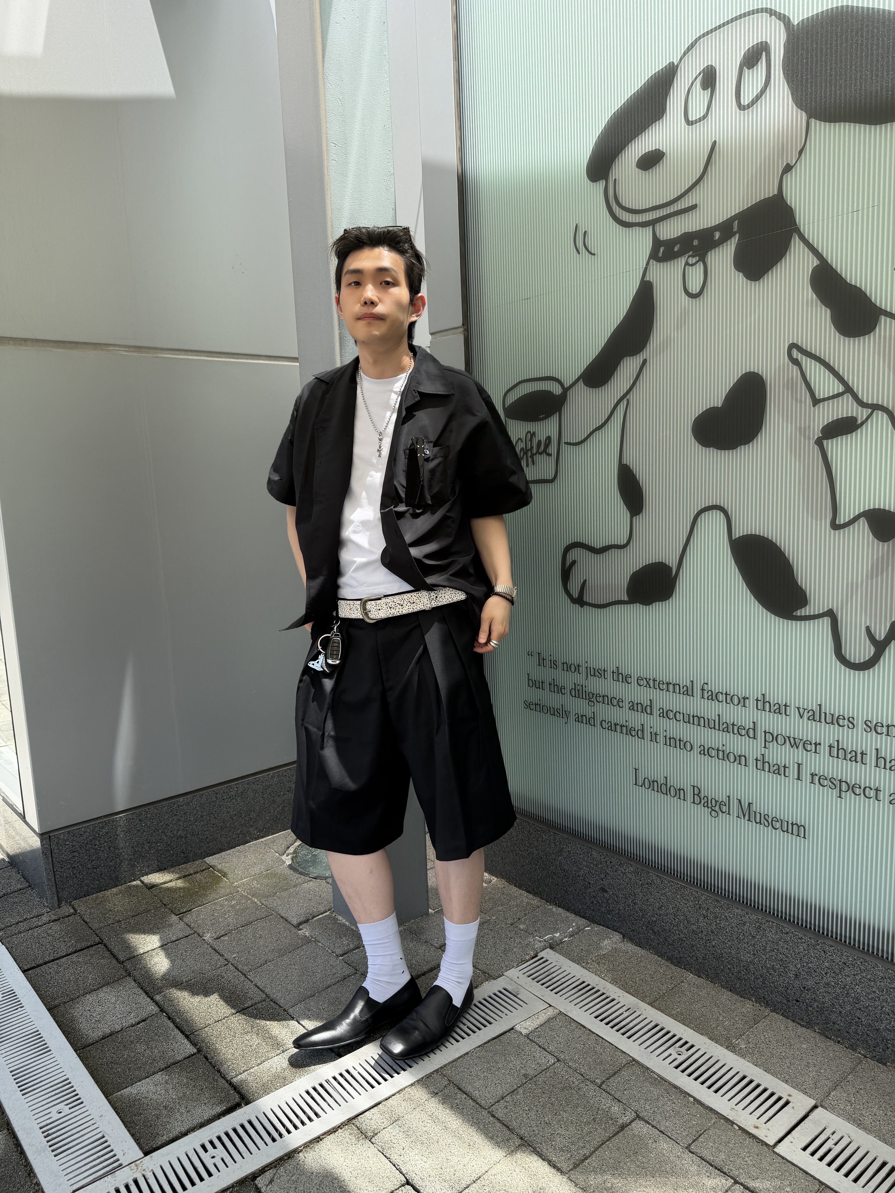 Undermycar Glide Open Collar Shirts Black, Undermycar Two Tuck Wide Shorts Slacks Black 착용 스타일 - 1