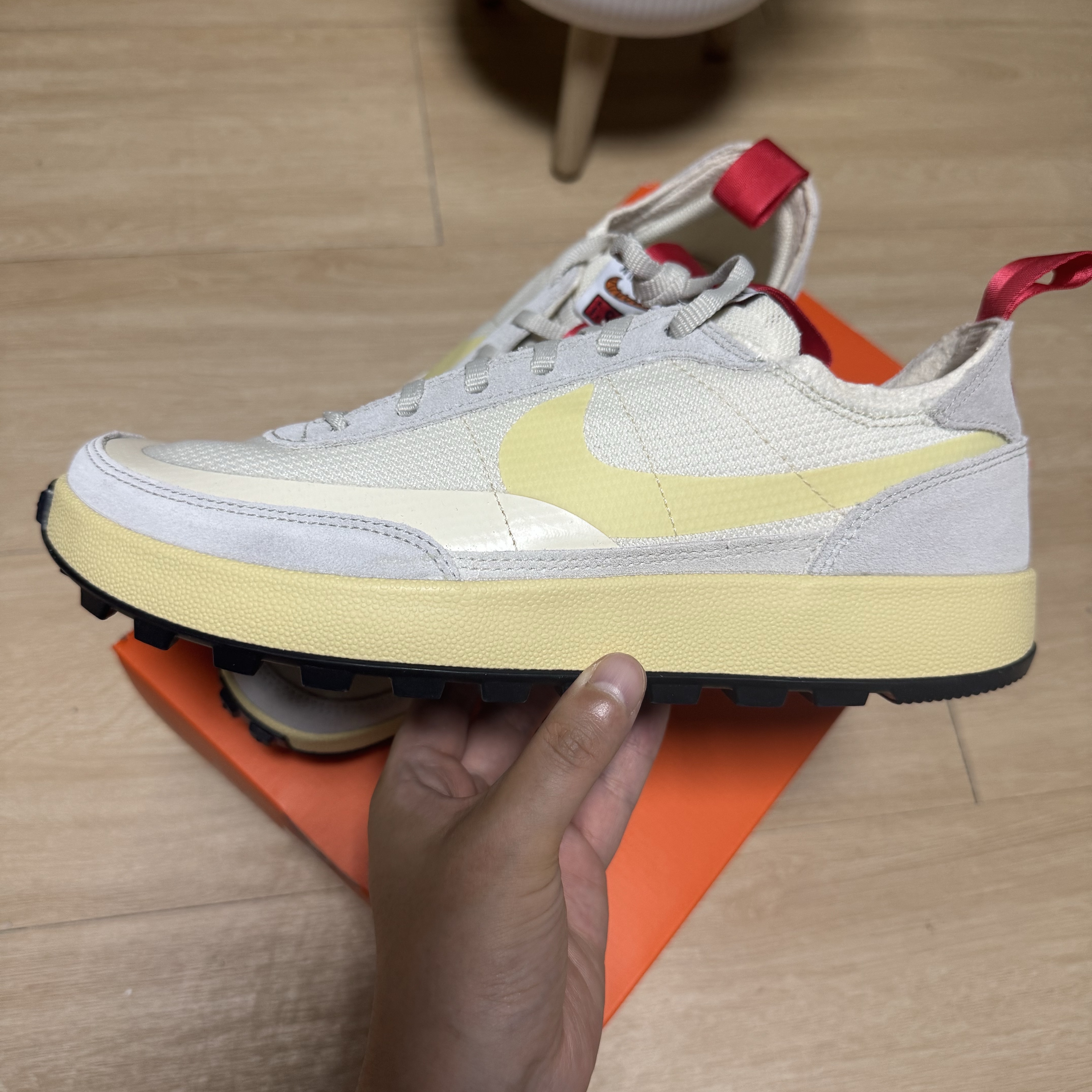 Nike x Tom Sachs General Purpose Shoe Grey Yellow 착용 스타일 - 2