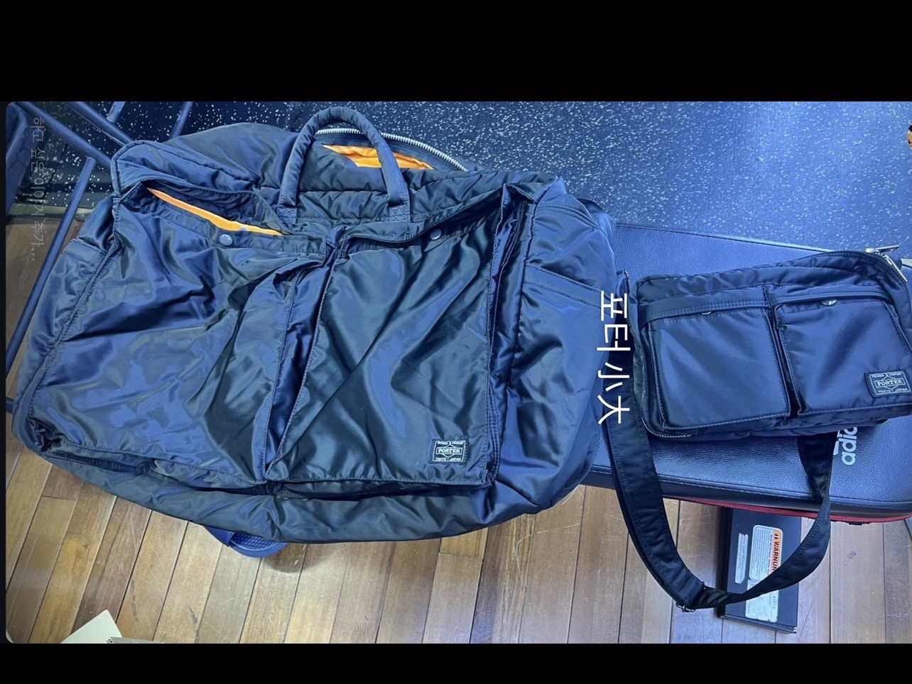 Porter All New Tanker Sling Bag Zip Black 착용 스타일