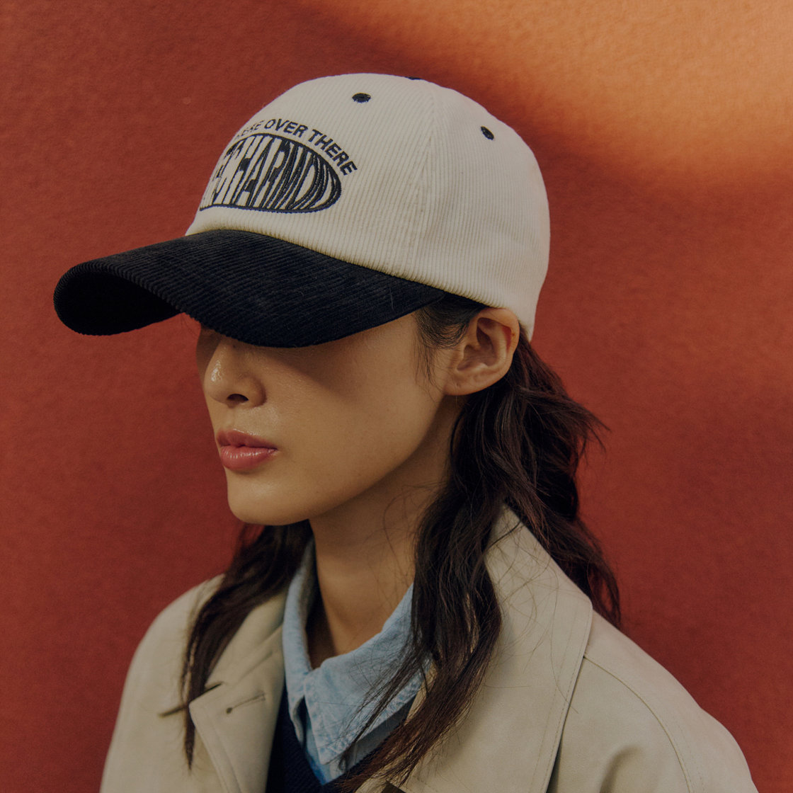 트래픽하모니 코듀로이 TH 로고 딥핏 볼캡 블랙(Traffic Harmony Corduroy TH Logo Deep Fit Ball Cap Black) - 5