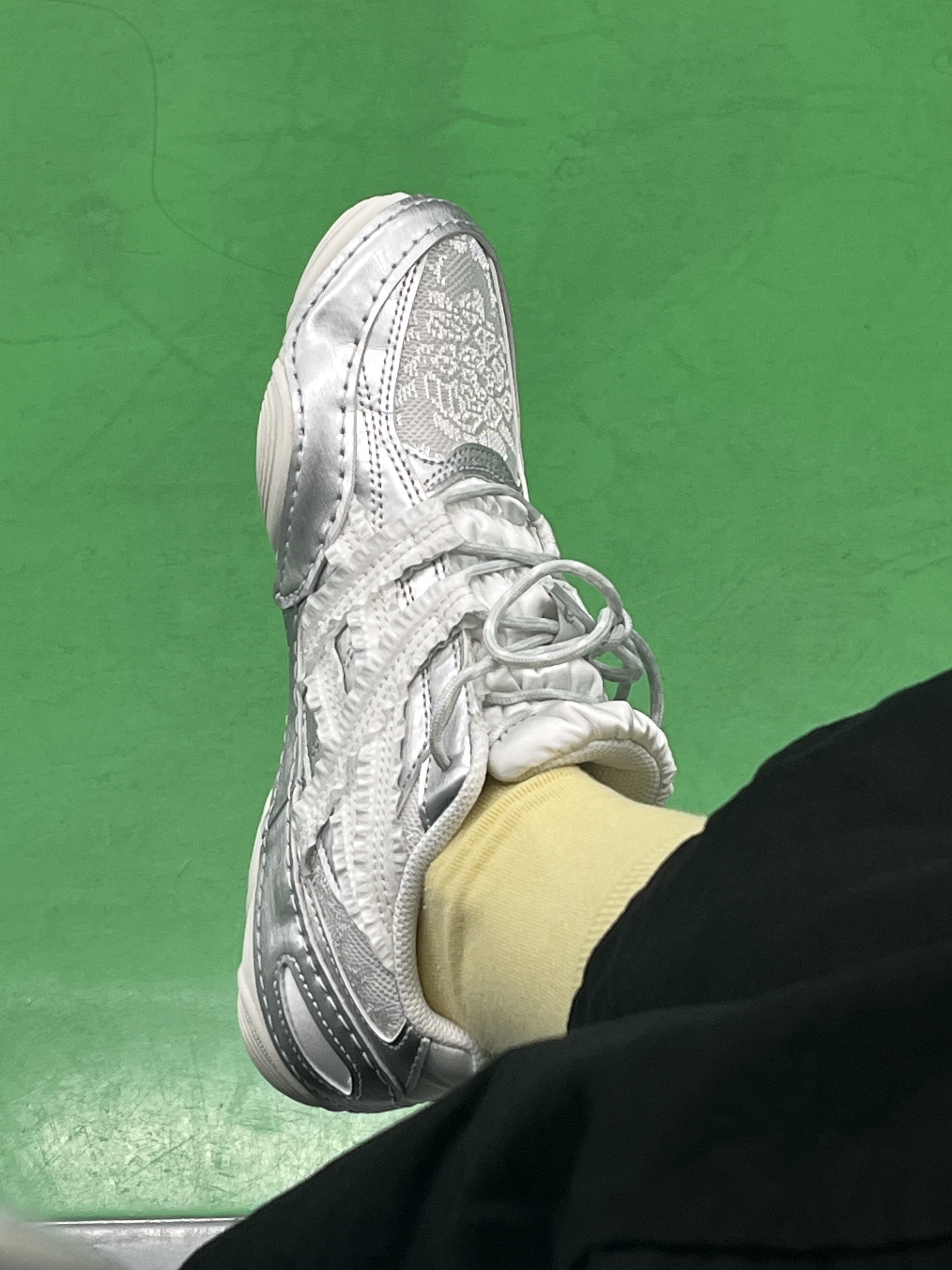 (W) Asics x Empty Behavior Hypersync White Pure Silver 착용 스타일