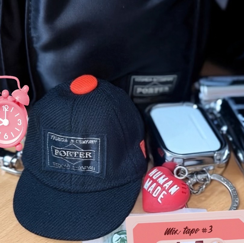 Porter x New Era Key Holder Black 착용 스타일
