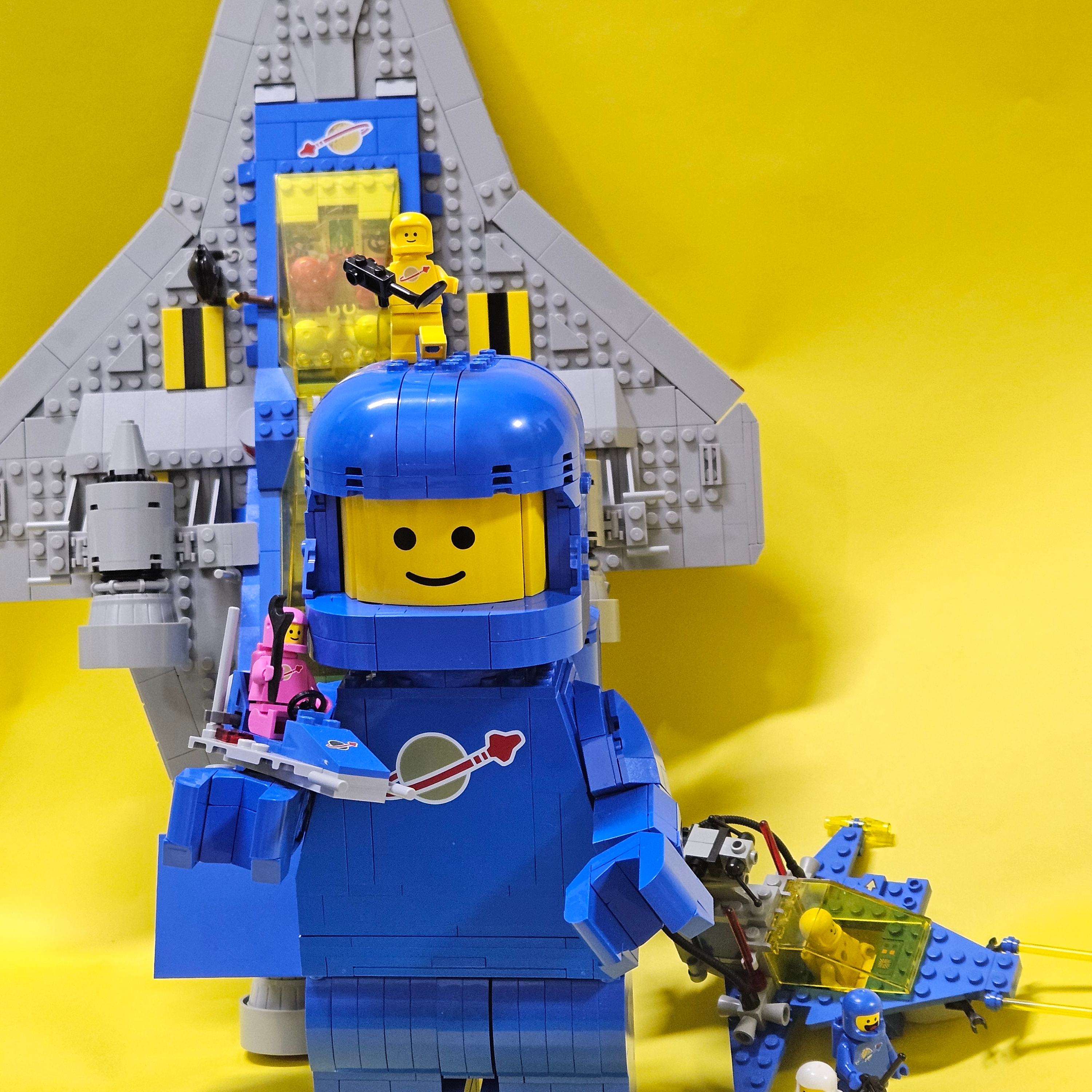Lego Minifigures Up Scaled Blue Astronaut Minifigure 착용 스타일 - 4