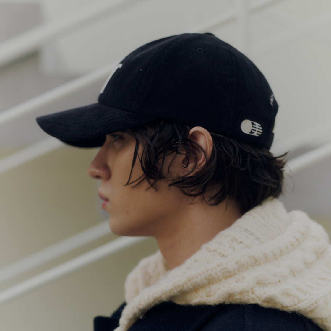 트래픽하모니 코듀로이 TH 로고 딥핏 볼캡 블랙(Traffic Harmony Corduroy TH Logo Deep Fit Ball Cap Black) - 4