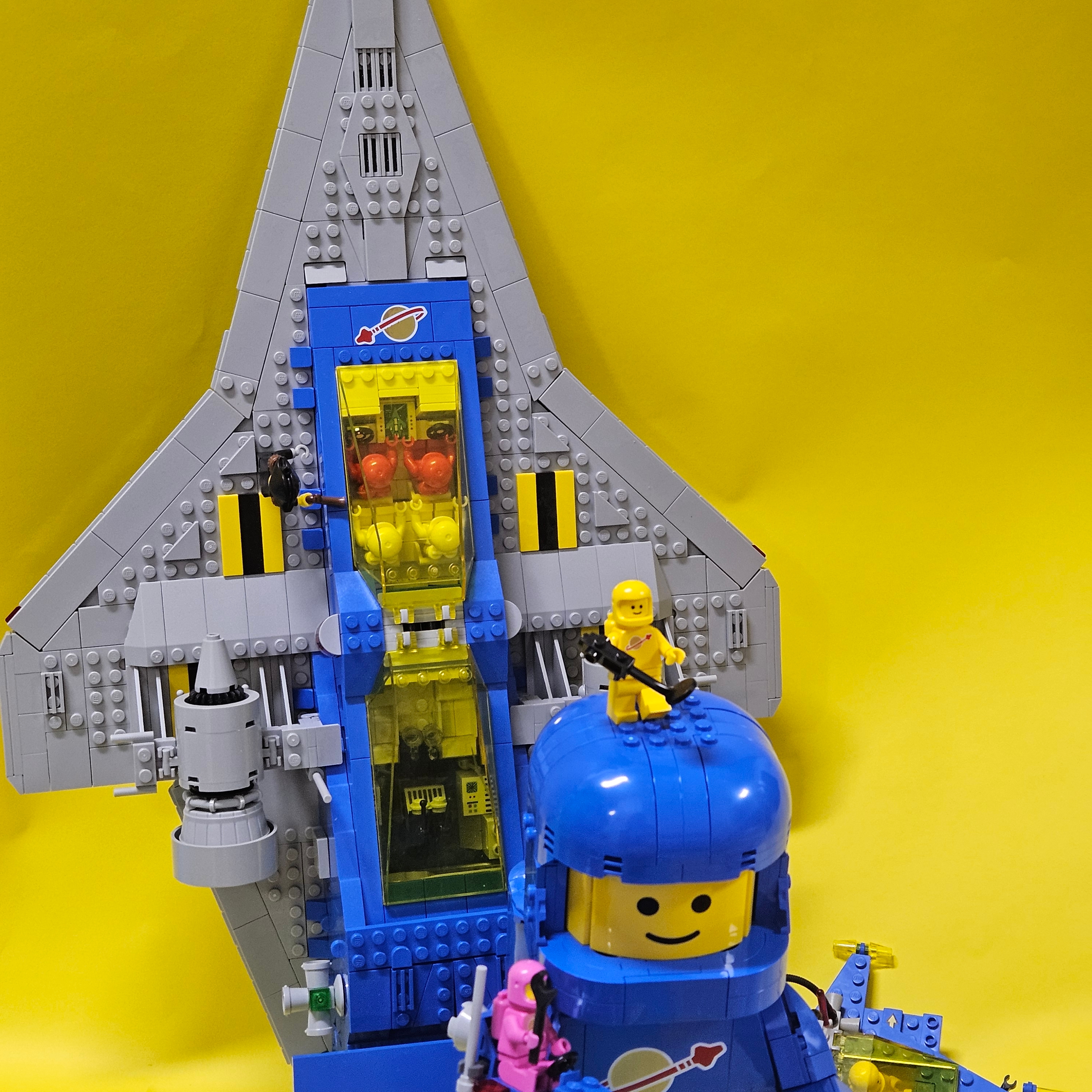 Lego Minifigures Up Scaled Blue Astronaut Minifigure 착용 스타일 - 3