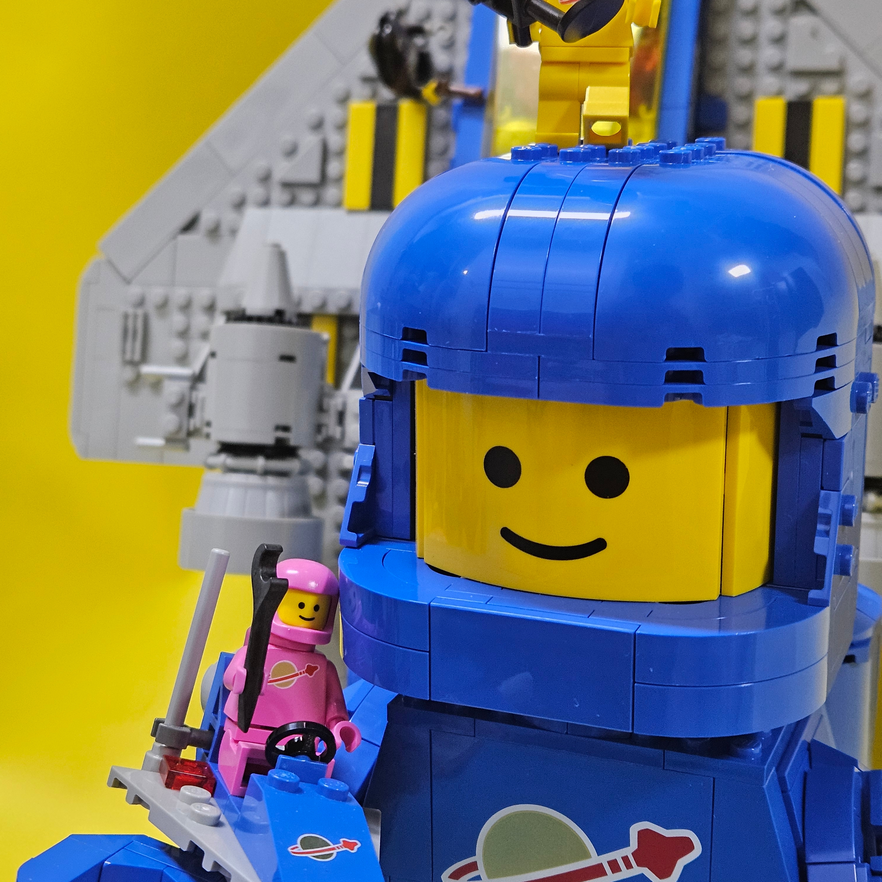 Lego Minifigures Up Scaled Blue Astronaut Minifigure 착용 스타일 - 5