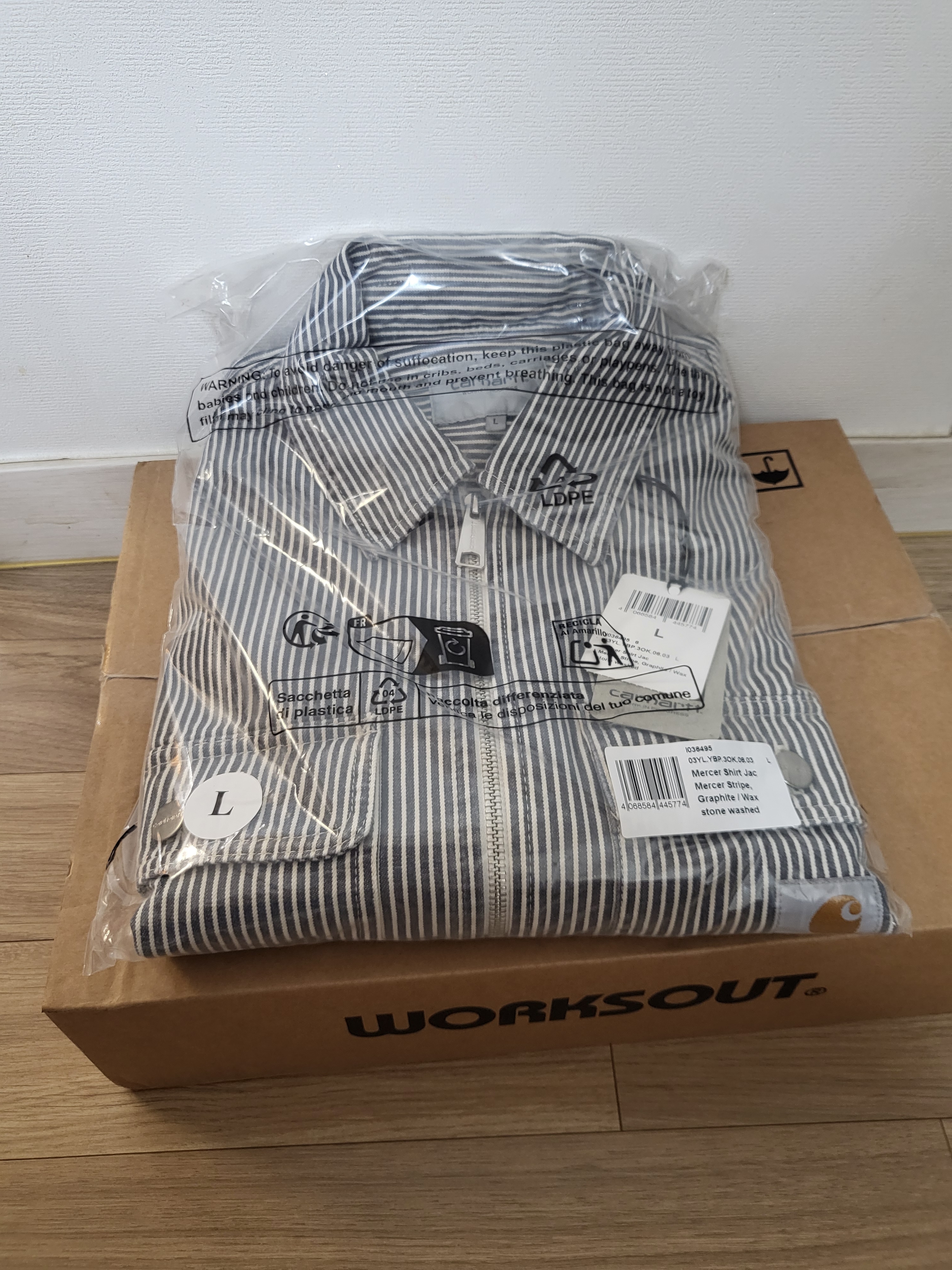 Carhartt WIP Mercer Shirt Jac Mercer Stripe Graphite Wax 착용 스타일