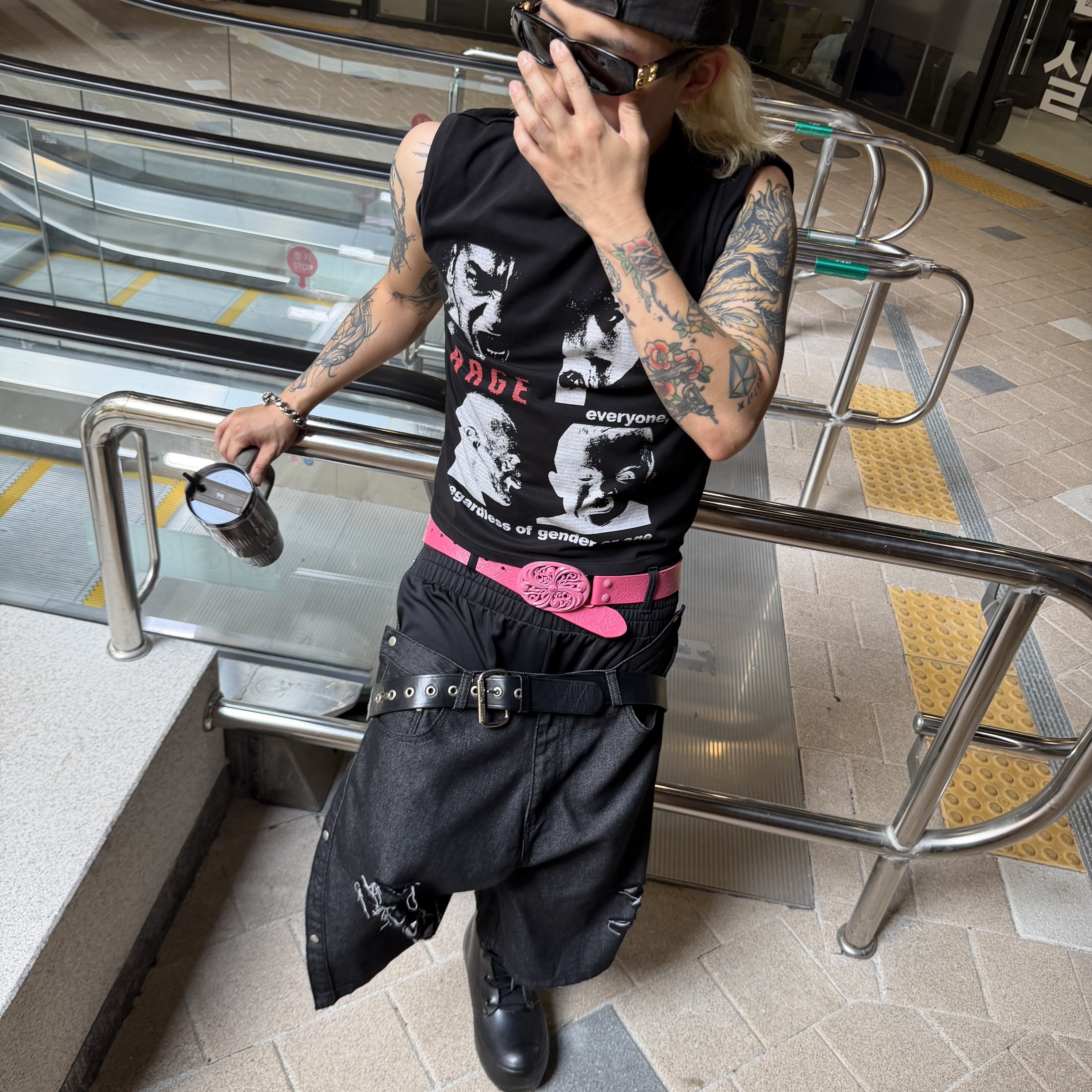 preoccupy Double-Layered Non-fade Bermuda Shorts 착용 스타일 - 2
