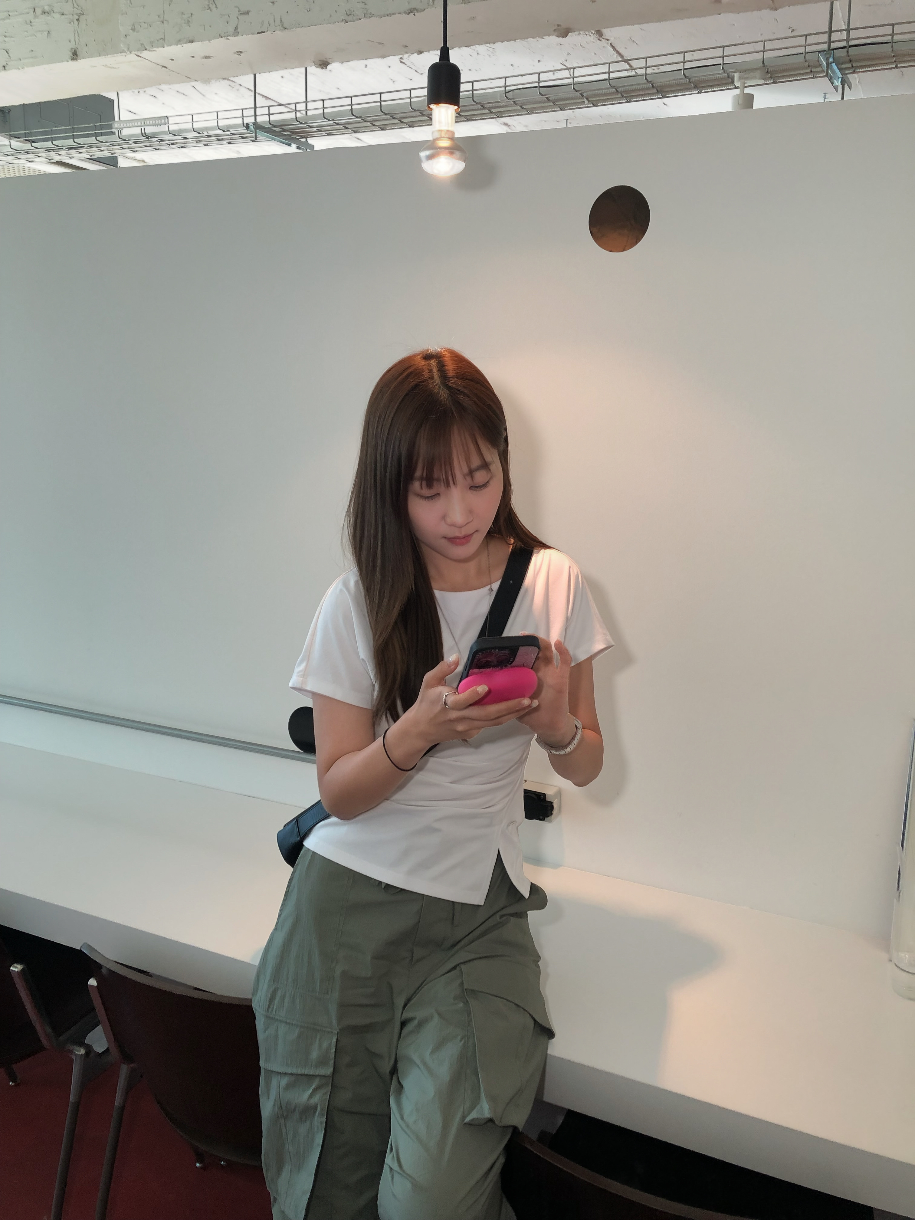 GRAGG MAGSAFE FLOW HEART BATTERY [9 COLOR] 착용 스타일 - 6