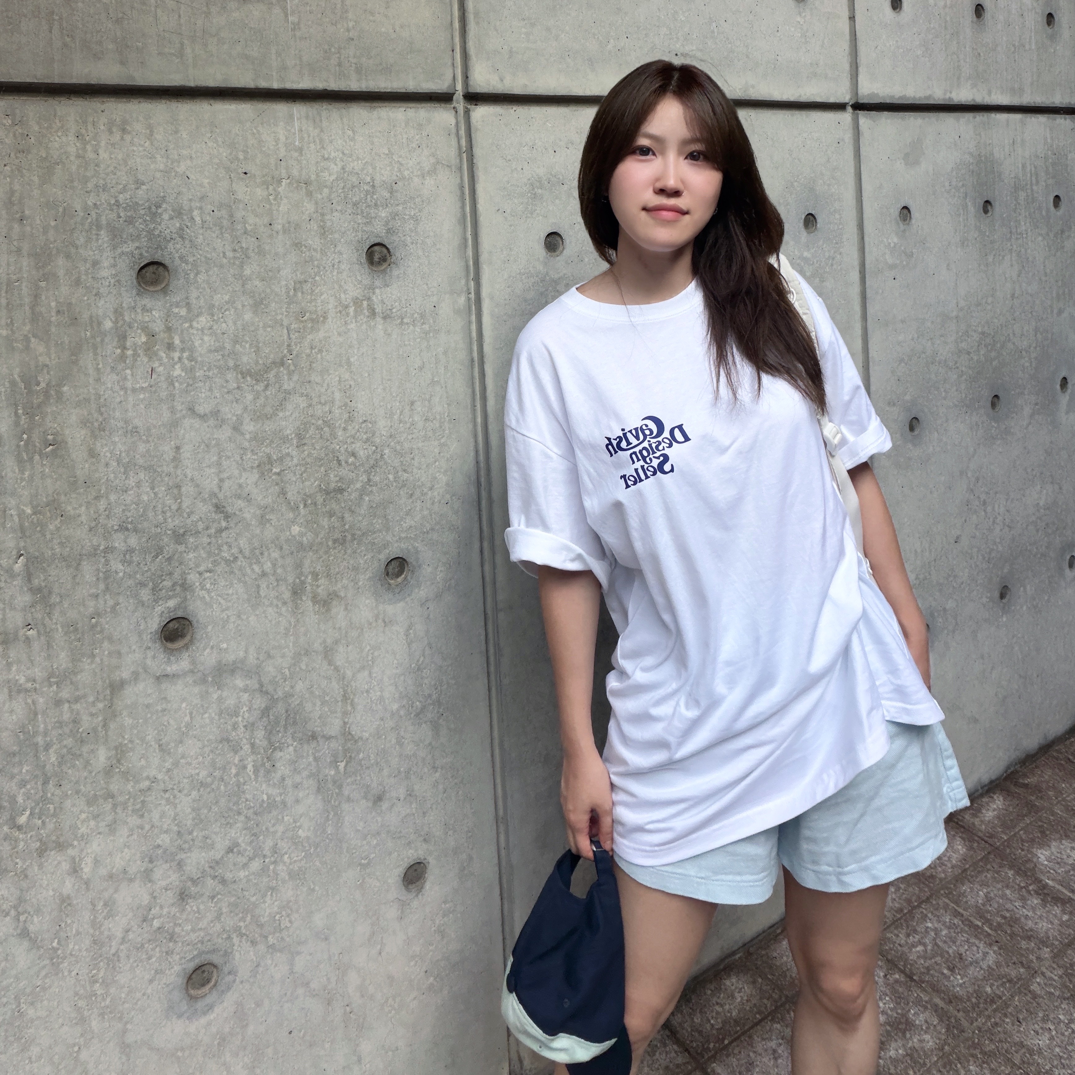 CAVISH Seller Logo SS Tee White, RECLOW Re-rain Shirring Boots Ivory 착용 스타일 - 4