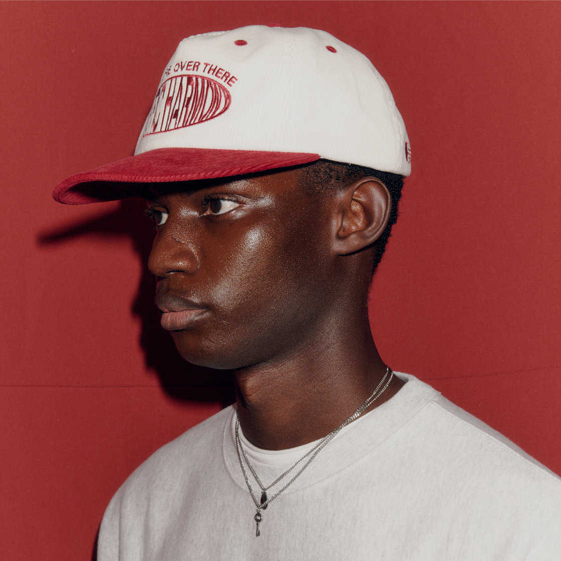 트래픽하모니 코듀로이 라운드 로고 딥핏 5패널 캡 아이보리&레드(Traffic Harmony Corduroy Round Logo Deep Fit 5-Panel Cap Ivory & Red) - 3