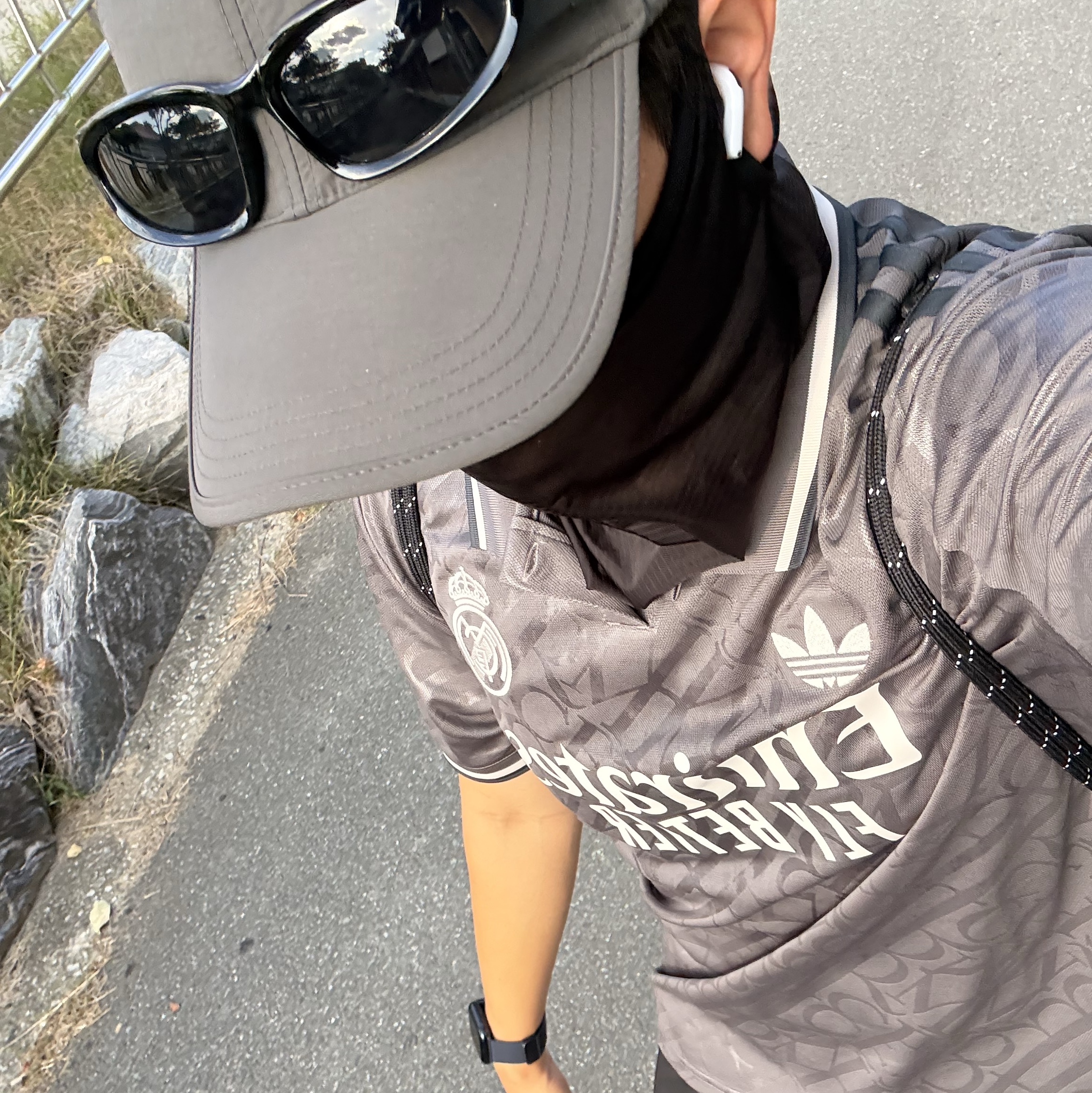 Adidas Real Madrid 2024/25 3rd Jersey Charcoal - KR Sizing (Non Marking Ver.) 착용 스타일