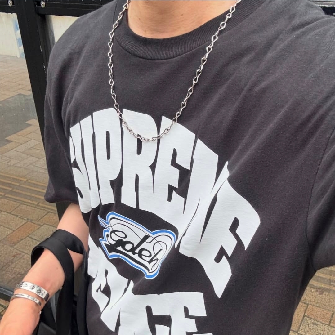 Supreme x GOODENOUGH Device T-Shirt Black - 25SS 착용 스타일 - 4