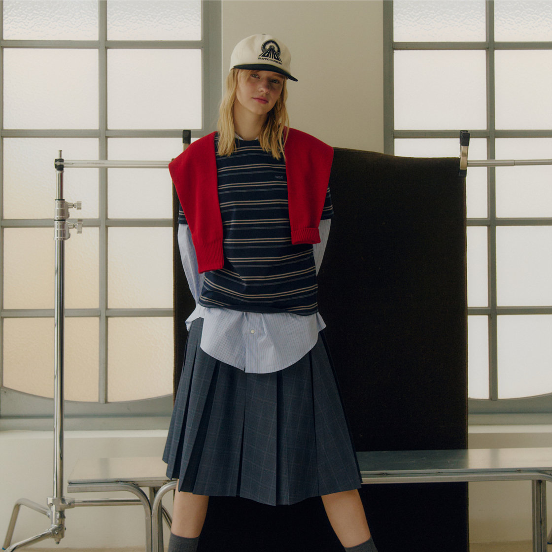 트래픽하모니 코듀로이 드라이브 로고 딥핏 5패널 캡 아이보리&블랙(Traffic Harmony Corduroy Drive Logo Deep Fit 5-Panel Cap Ivory & Black) - 4