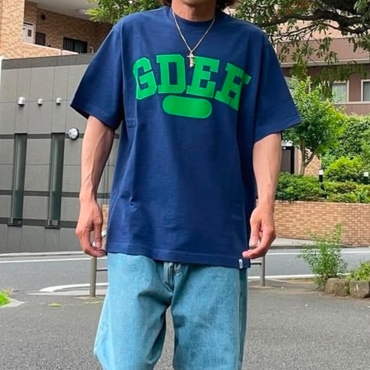 Supreme x GOODENOUGH S/S Top Navy - 25SS 착용 스타일