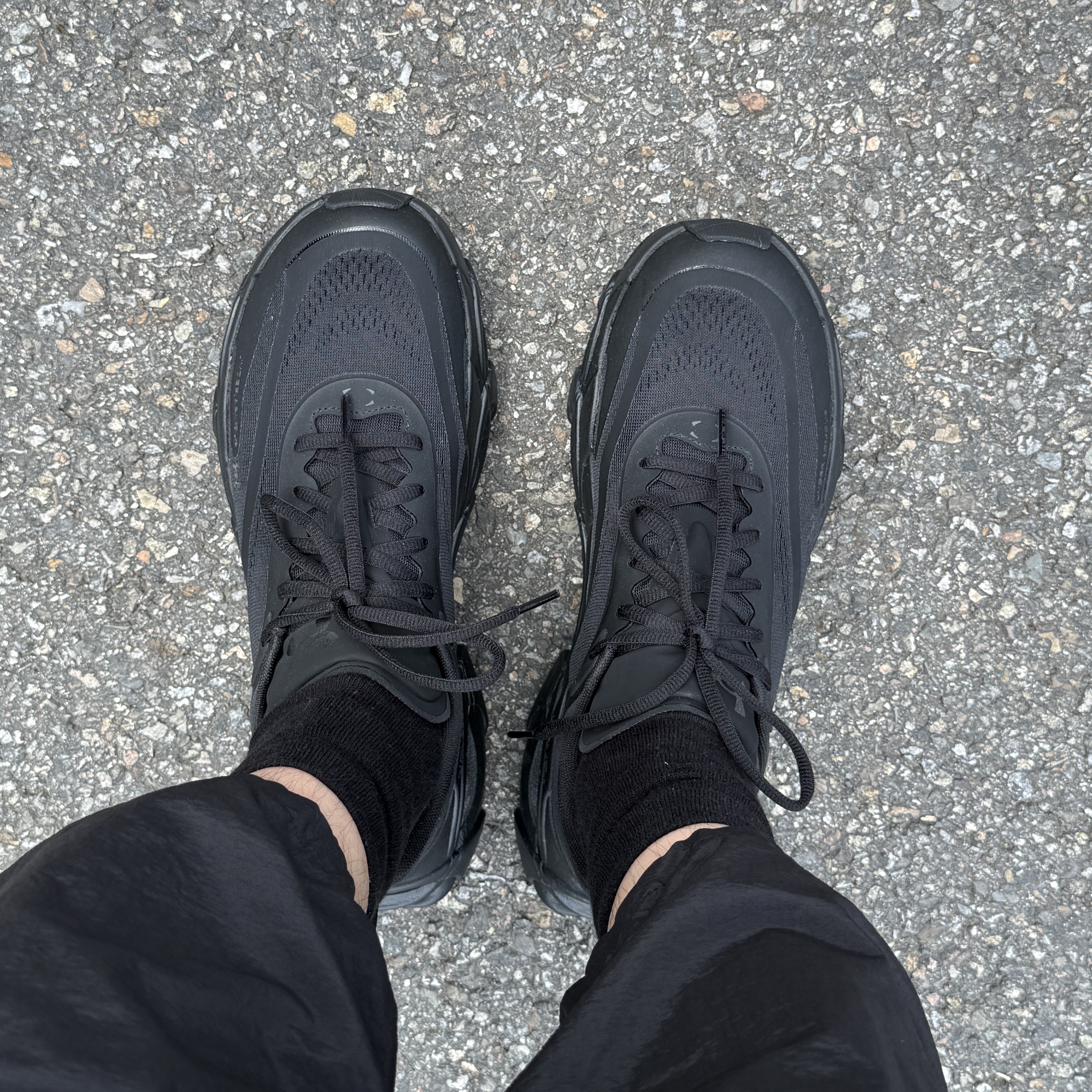 Under Armour UA Halo Racer Running Shoes Black Castlerock 착용 스타일 - 2