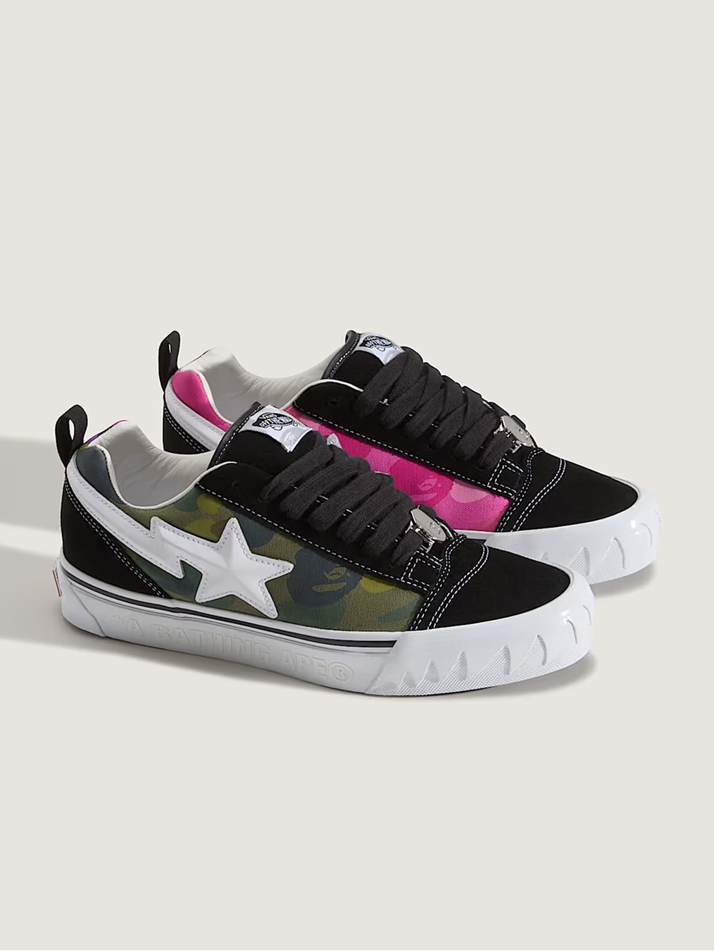 Vans x BAPE Premium Knu-Skool Camo Green, Vans x BAPE Premium Knu-Skool Camo Black 착용 스타일 - 2