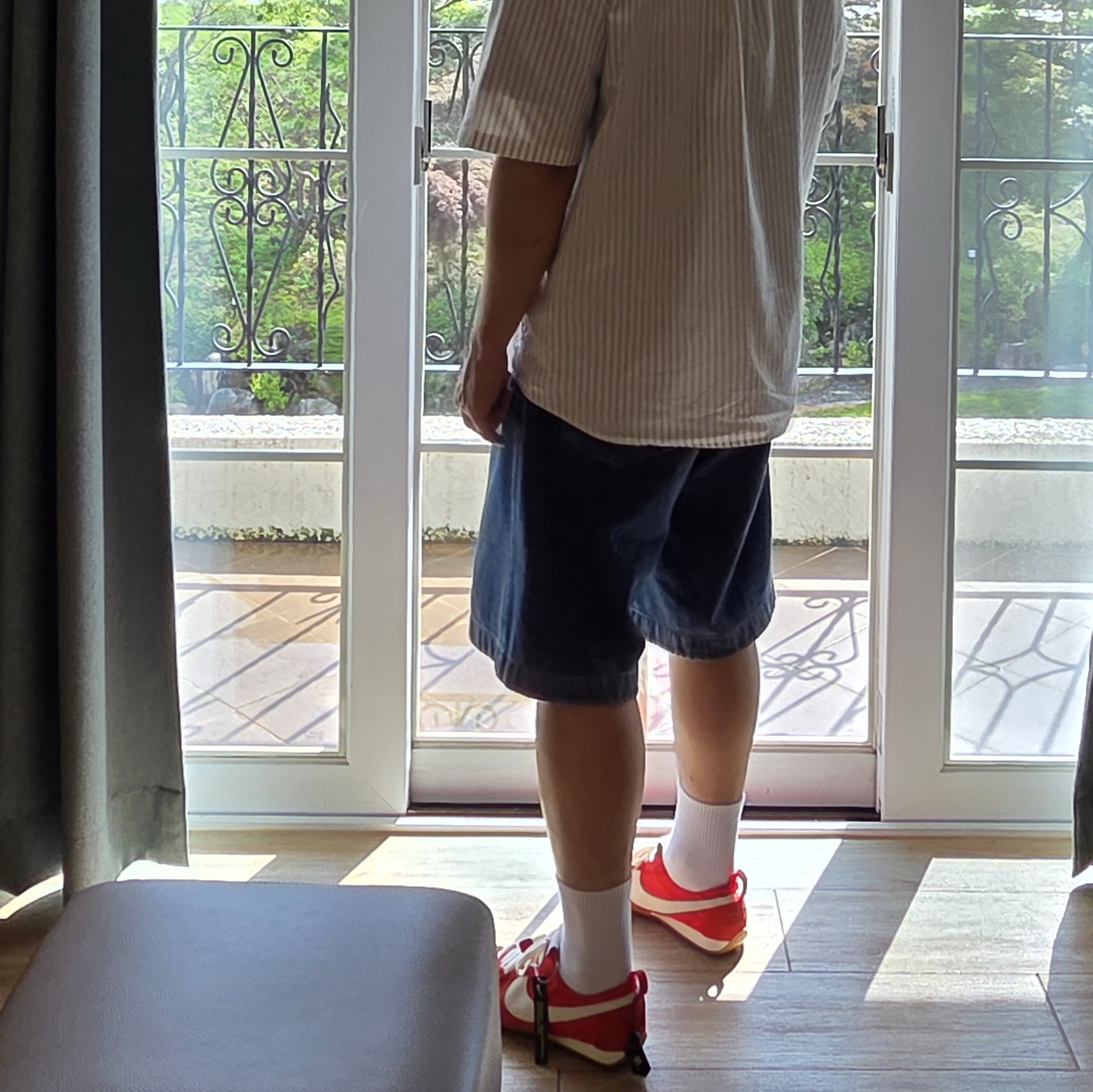 Nike x Jacquemus Moon Shoe SP University Red and Bicycle Yellow 착용 스타일 - 1