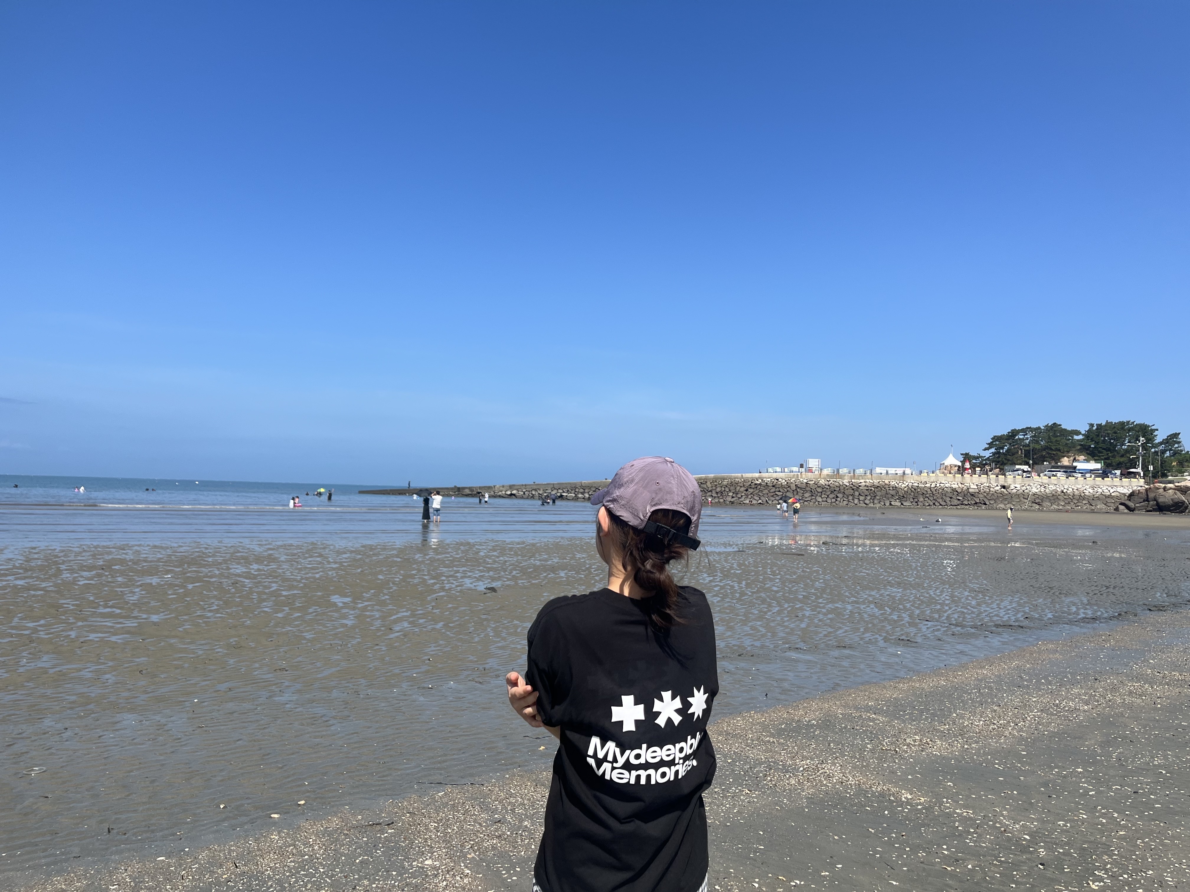 MydeepblueMemories Mm Symbol Logo T-Shirts Black 착용 스타일 - 2