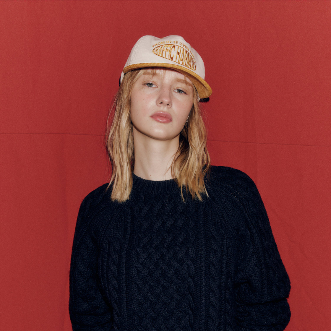 트래픽하모니 코듀로이 라운드 로고 딥핏 5패널 캡 아이보리&머스타드(Traffic Harmony Corduroy Round Logo Deep Fit 5-Panel Cap Ivory & Mustard) - 2