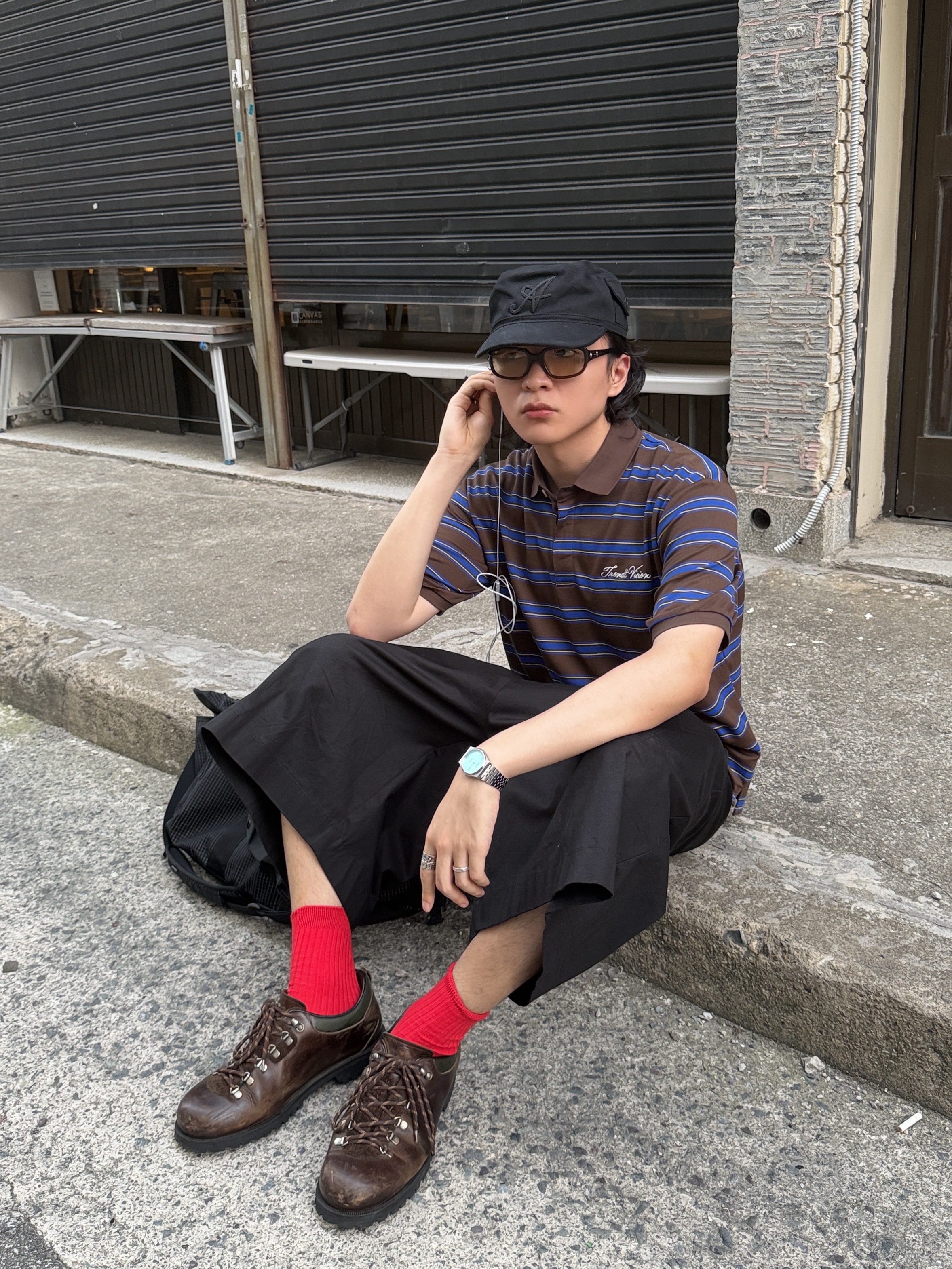 Romantic Move Oat Mountain Oil Black, Casio MTP-B145D-2A1V 착용 스타일 - 2