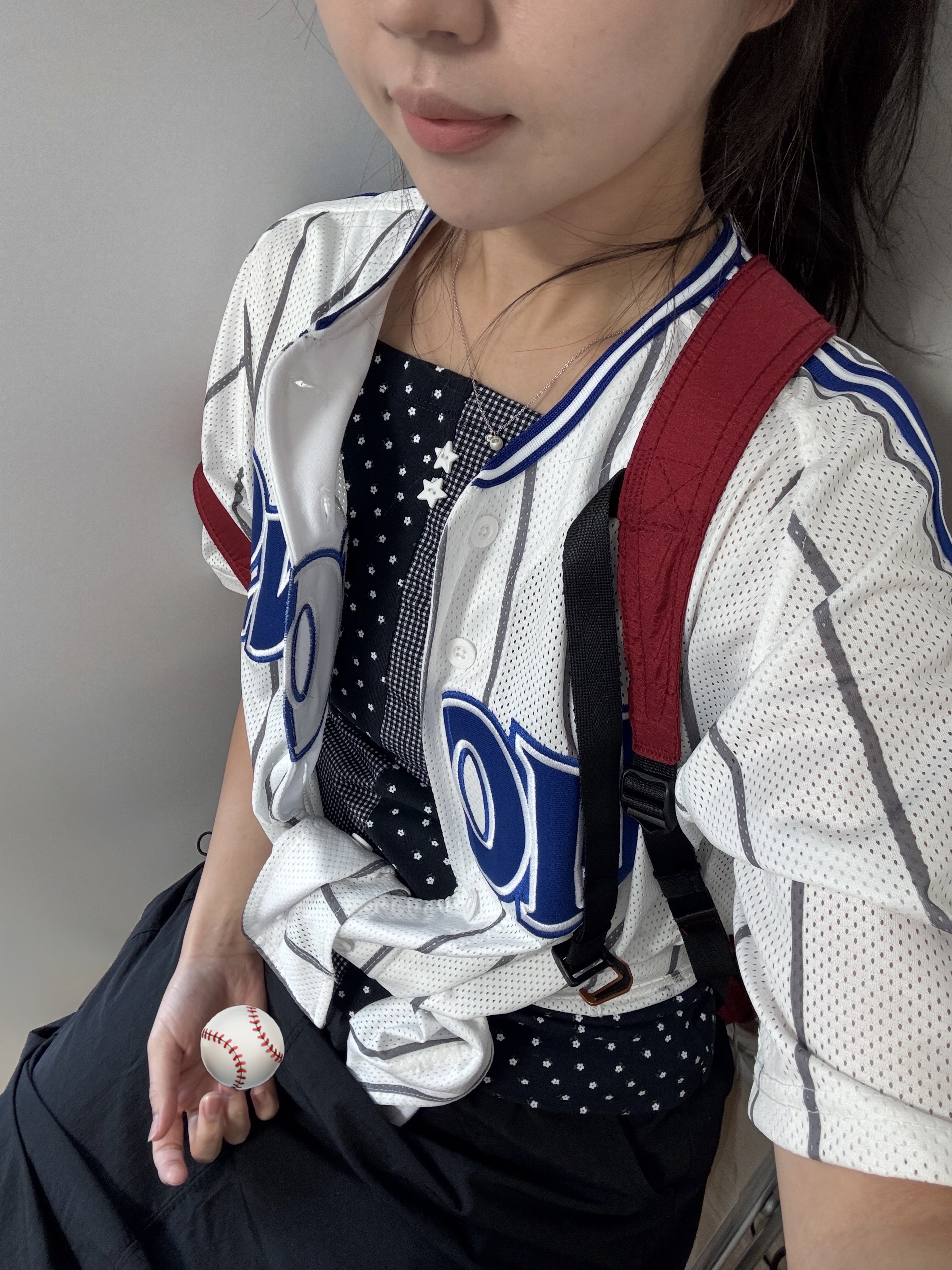 CAVISH Mix Patch Sleeveless Navy 착용 스타일 - 9