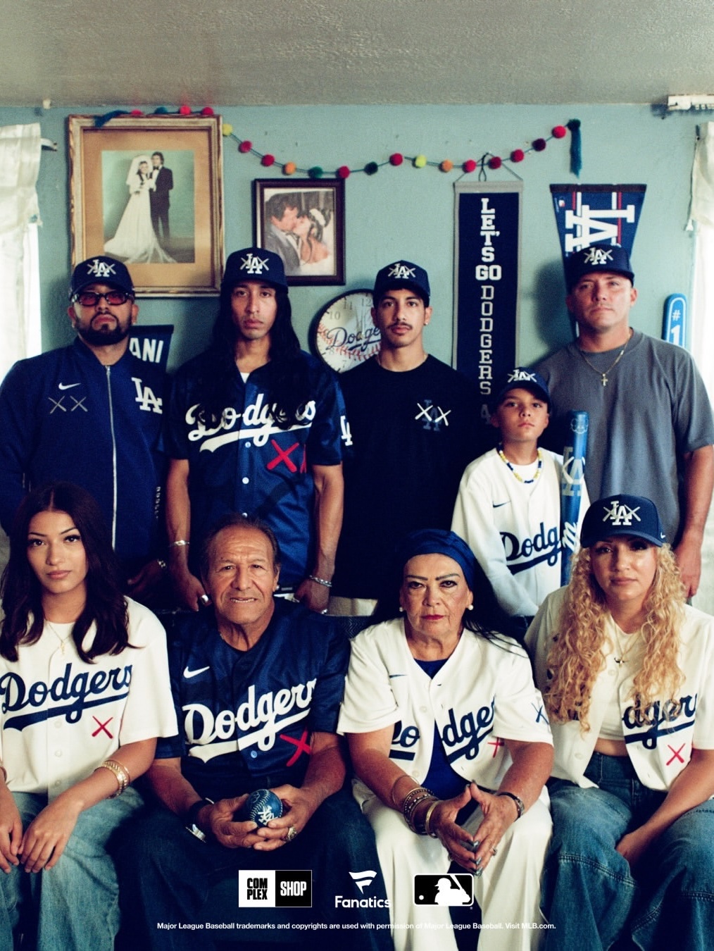 Nike x KAWS MLB Los Angeles Dodgers Stadium Jersey White, Nike x KAWS MLB New York Yankees Stadium Jersey White 착용 스타일 - 6