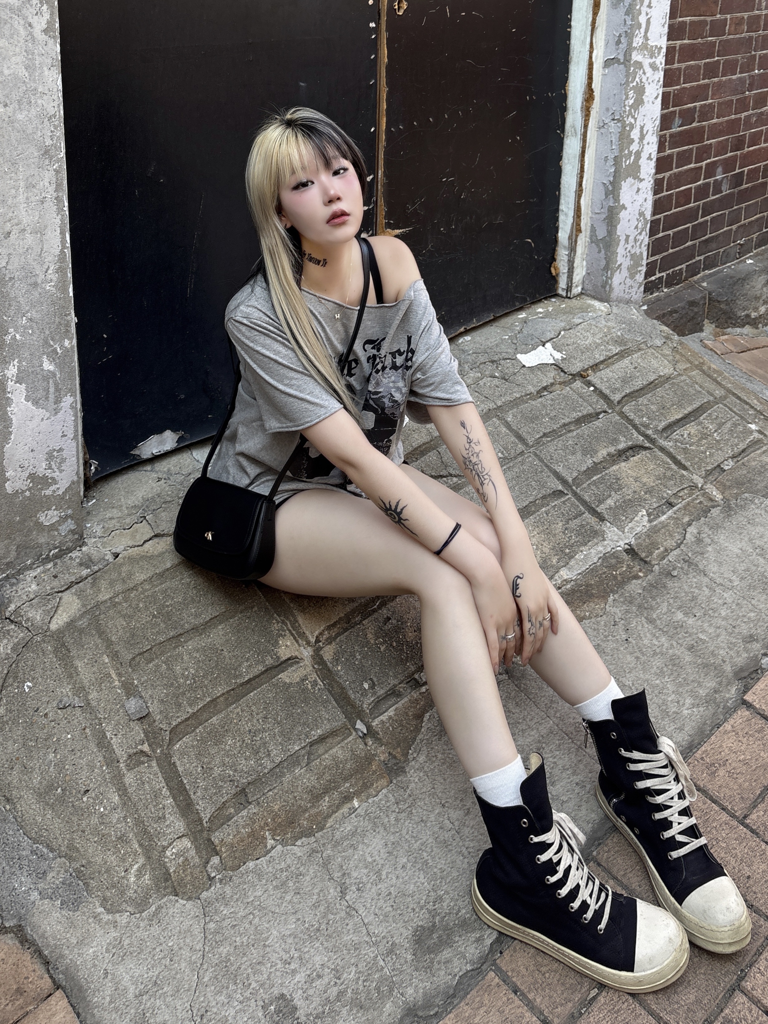 Rick Owens Drkshdw Calf Leather Penta Sneakers Black Milk White 착용 스타일 - 2